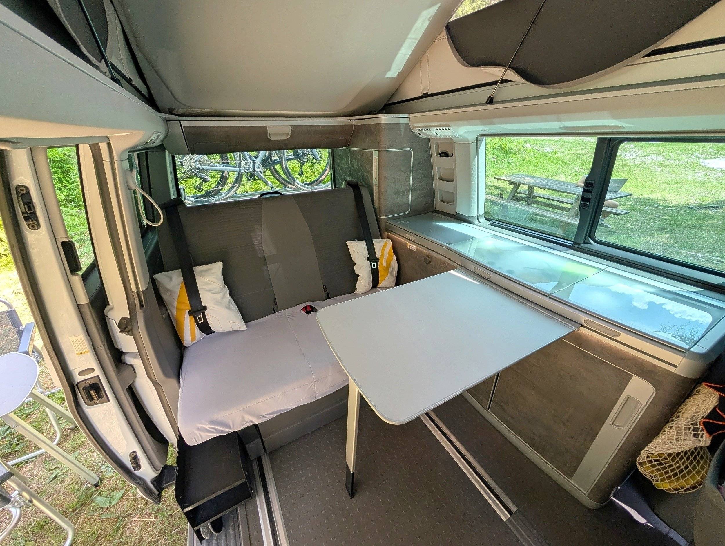 Coin repas Volkswagen California - Yescapa