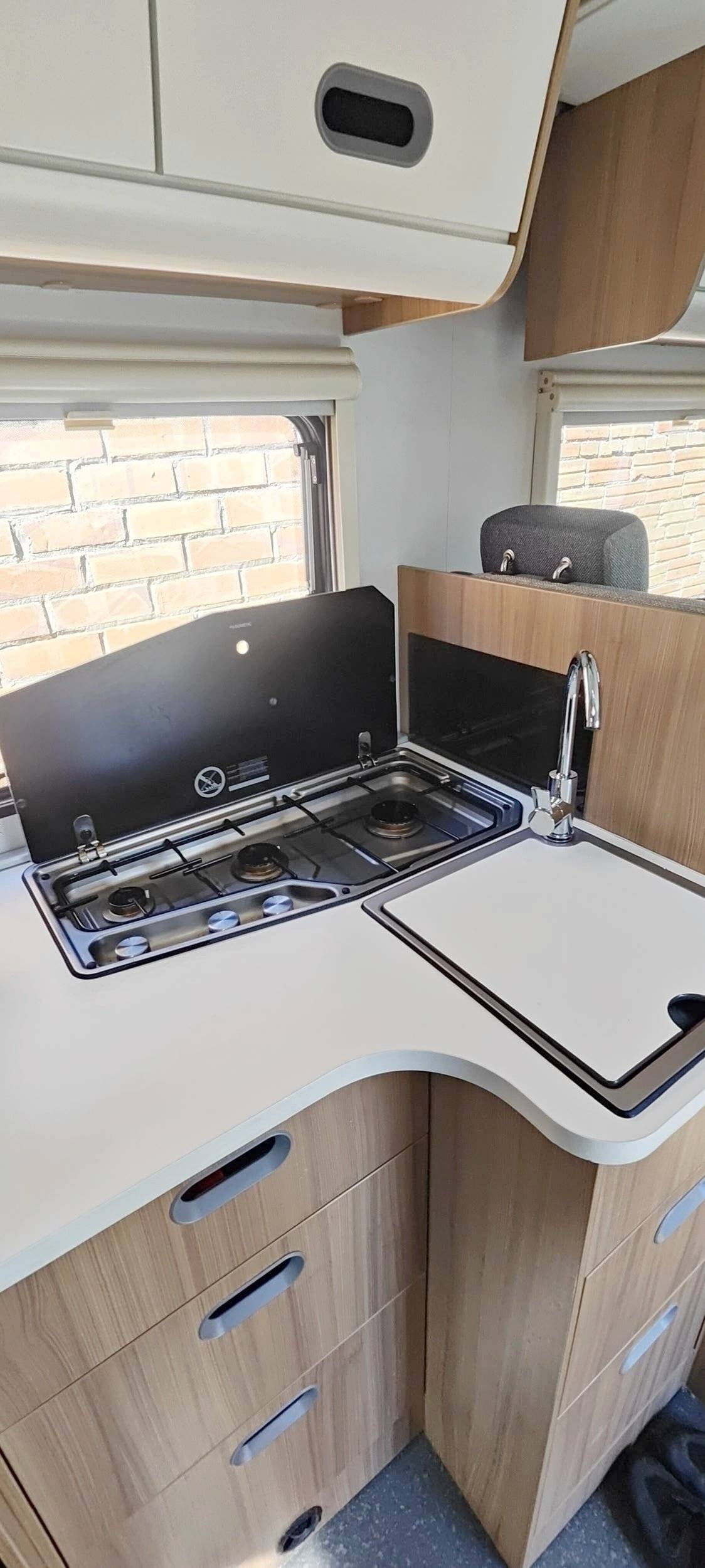Kitchen Fiat - Yescapa