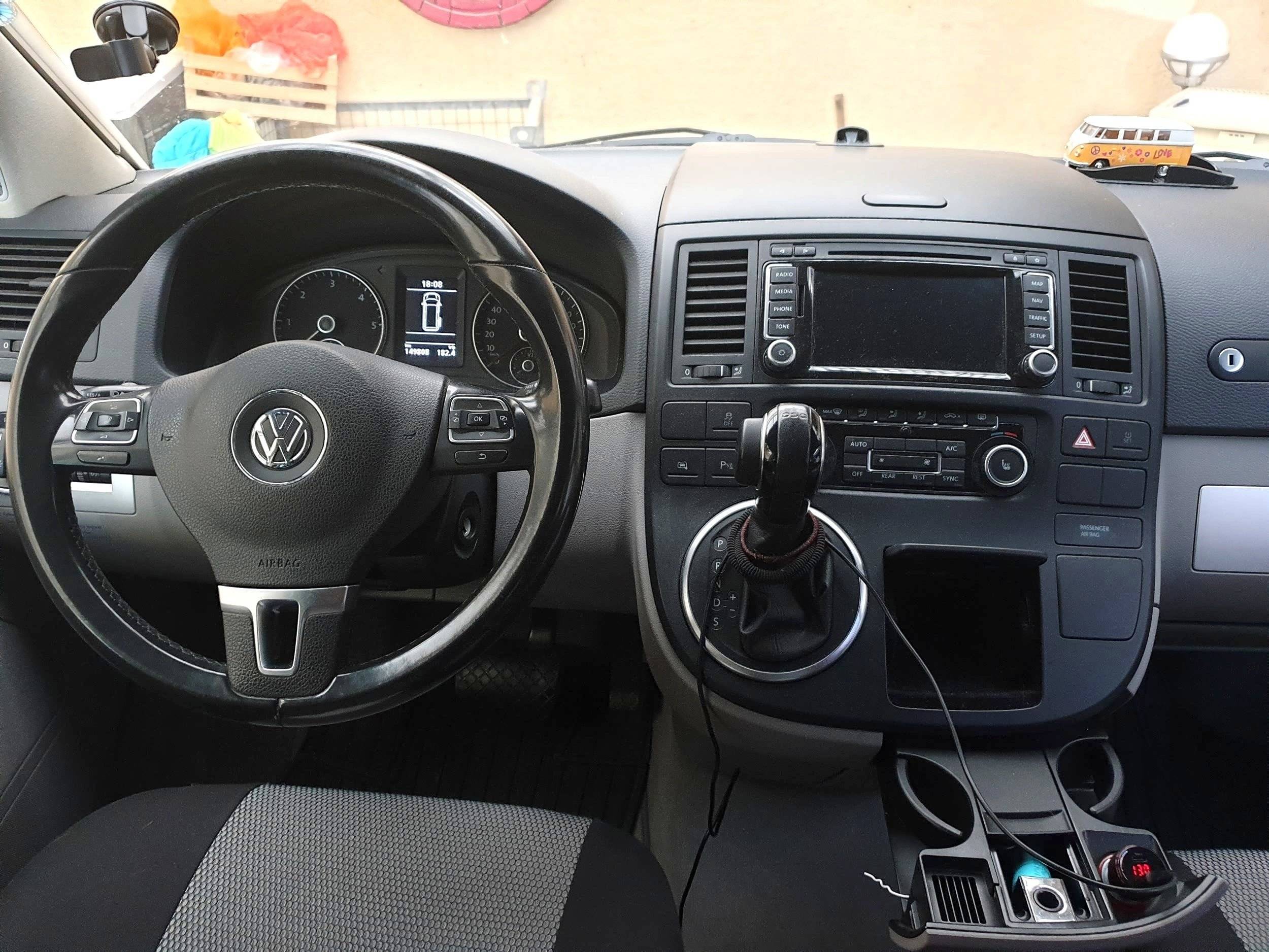 California T5 2,0 l 180 ch