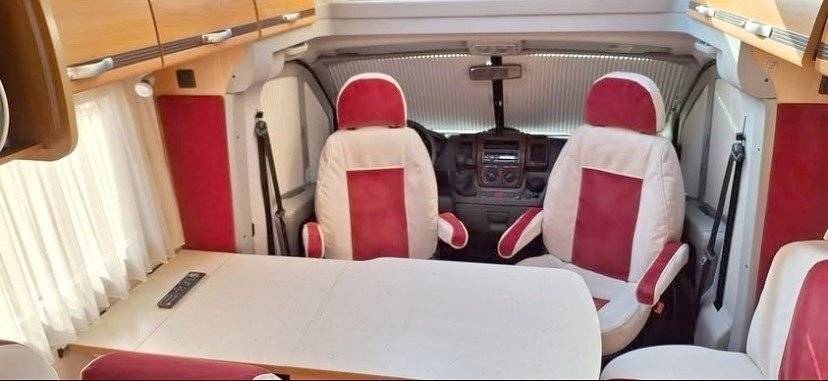 Coin repas Fiat Ducato 2 l 115 ch - Yescapa
