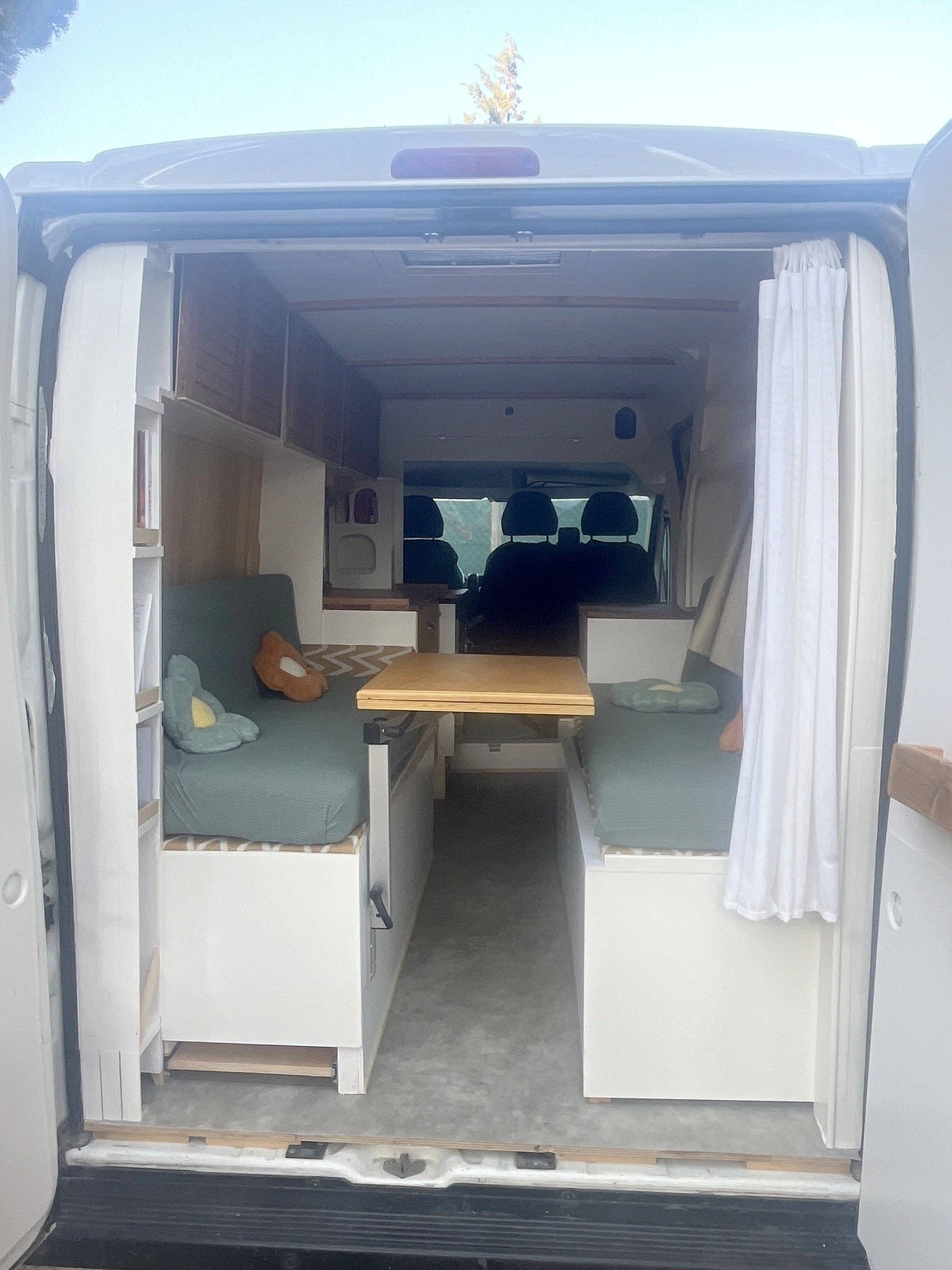 Camper Track Jumper 2,0 l 130 ch