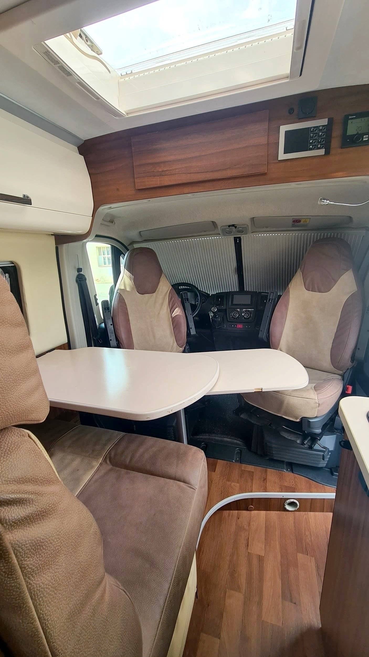 Dinette Fiat Fiat Ducato - Yescapa