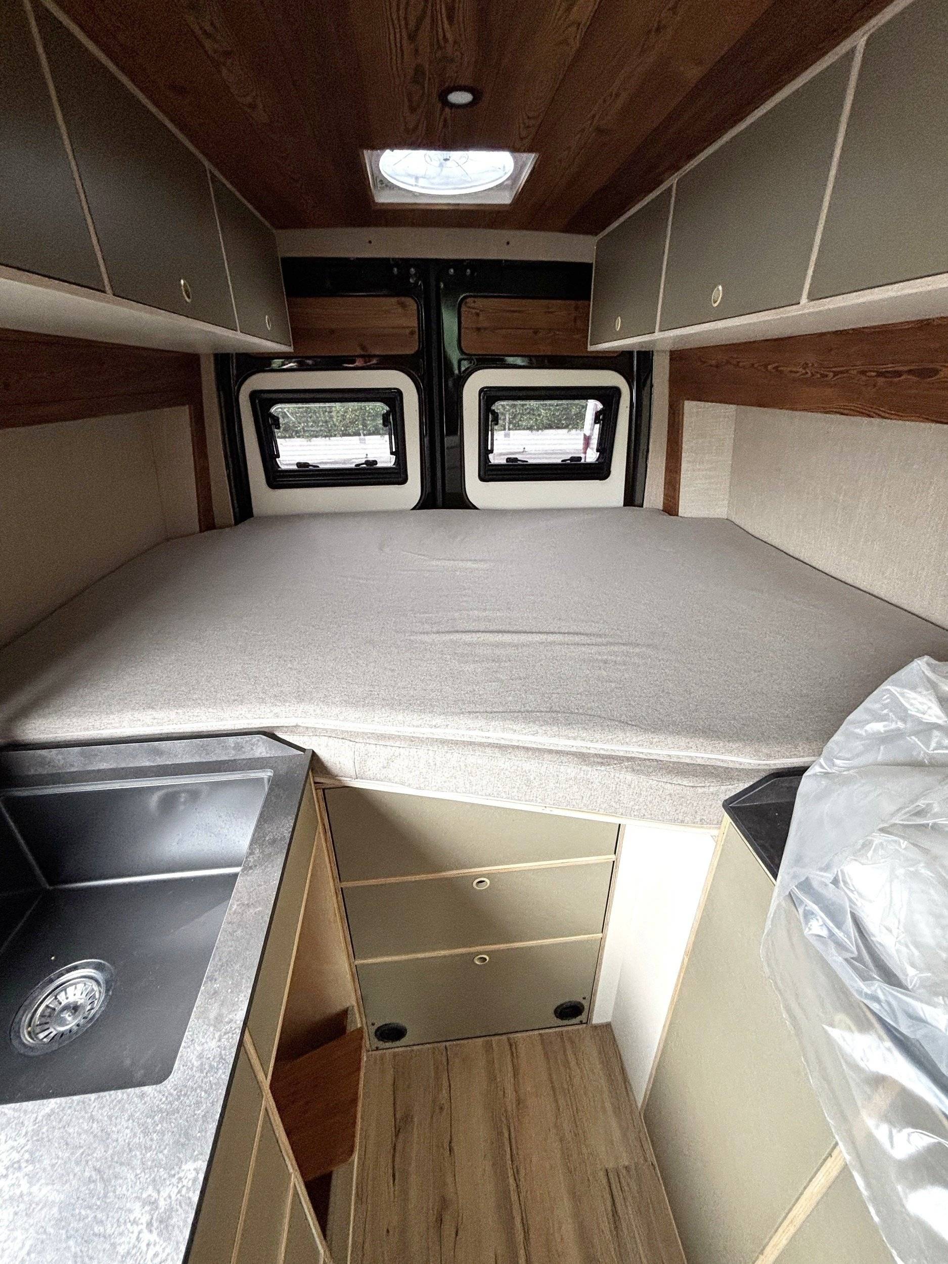 Berth Volkswagen 2,0 l 140 ch - Yescapa
