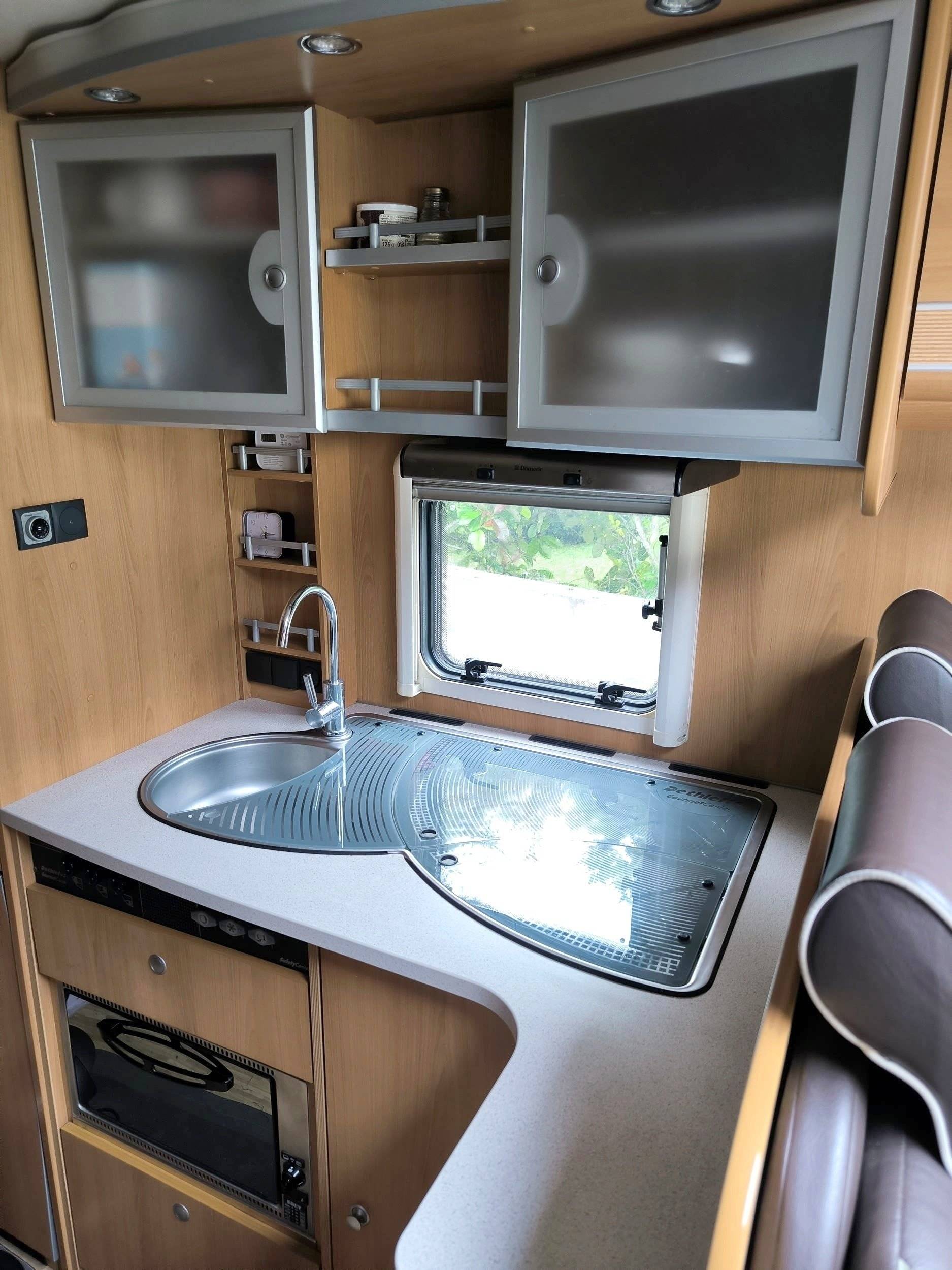 Dethleffs Advantage Integral