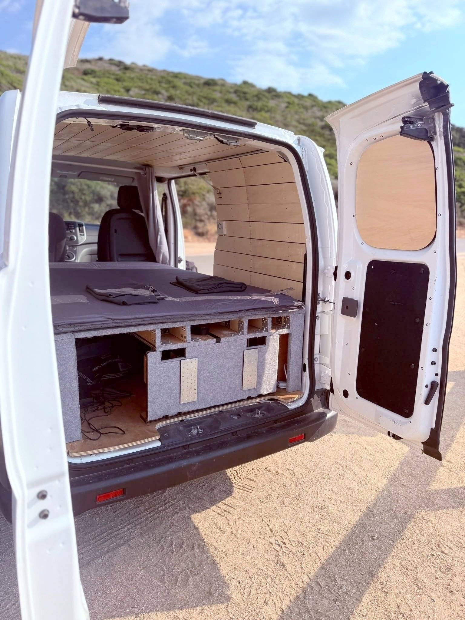 Berth Nissan Env200 - Yescapa