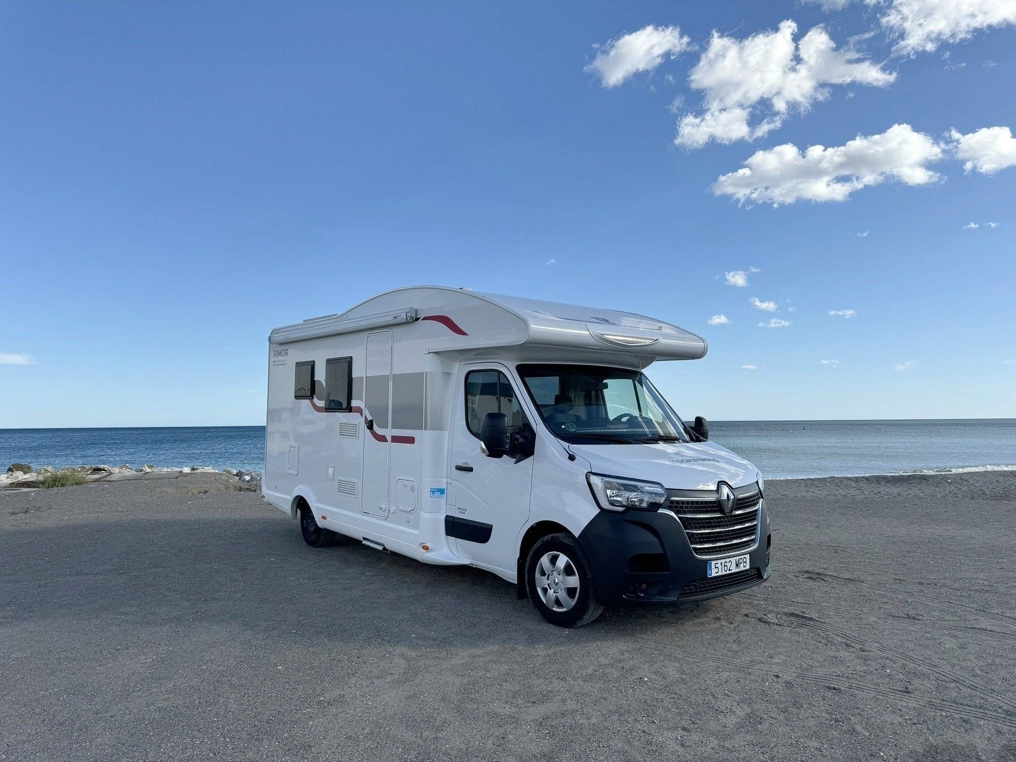 vorhänge camper magnet Sichtschutz / Duschvorhang mit Magnethalterung für Kastenwagen – Campnetic main image 1