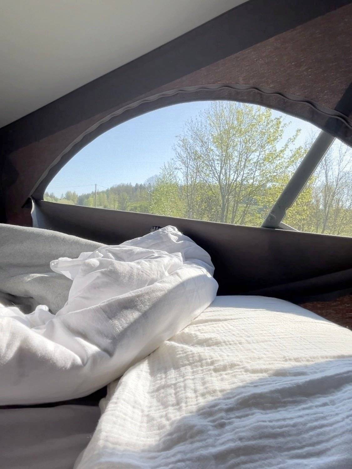 Berth Volkswagen California T5 - Yescapa