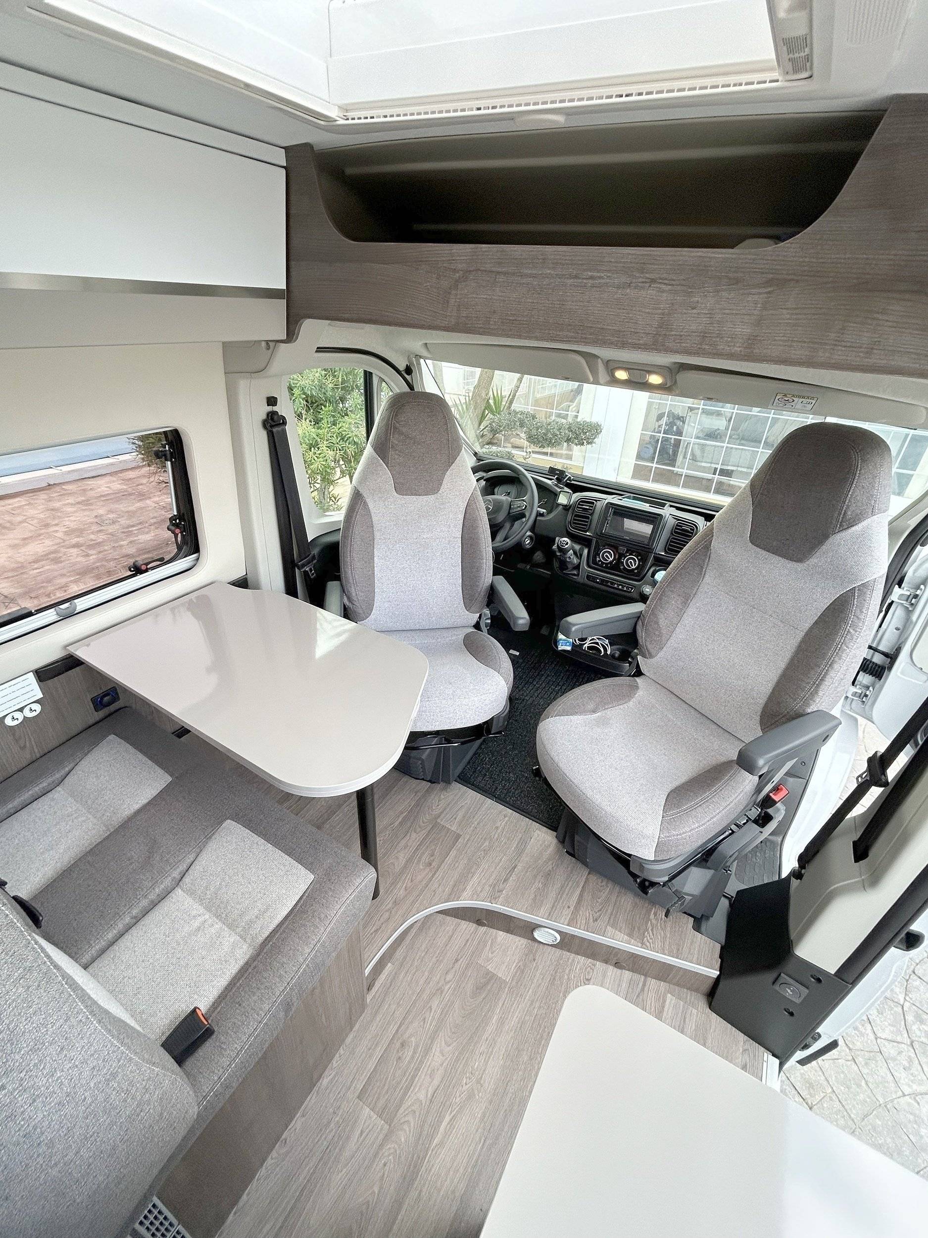 Eethoek Citroën Citroën jumper 140 cv - Yescapa