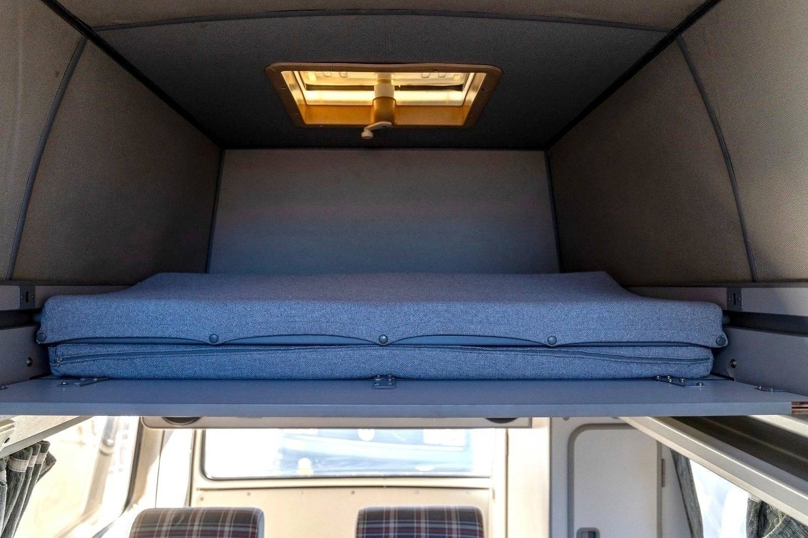 Plazas en cama Volkswagen T3 - Yescapa