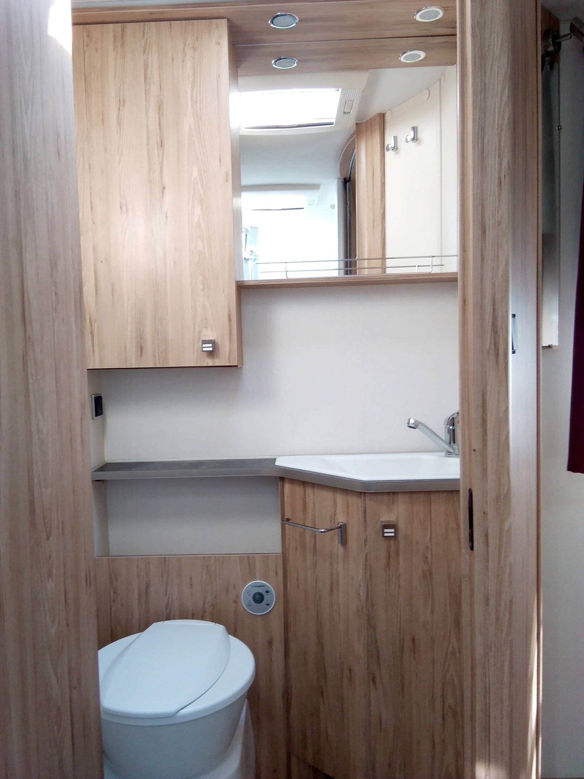 Bavaria 2,3 l 130 ch