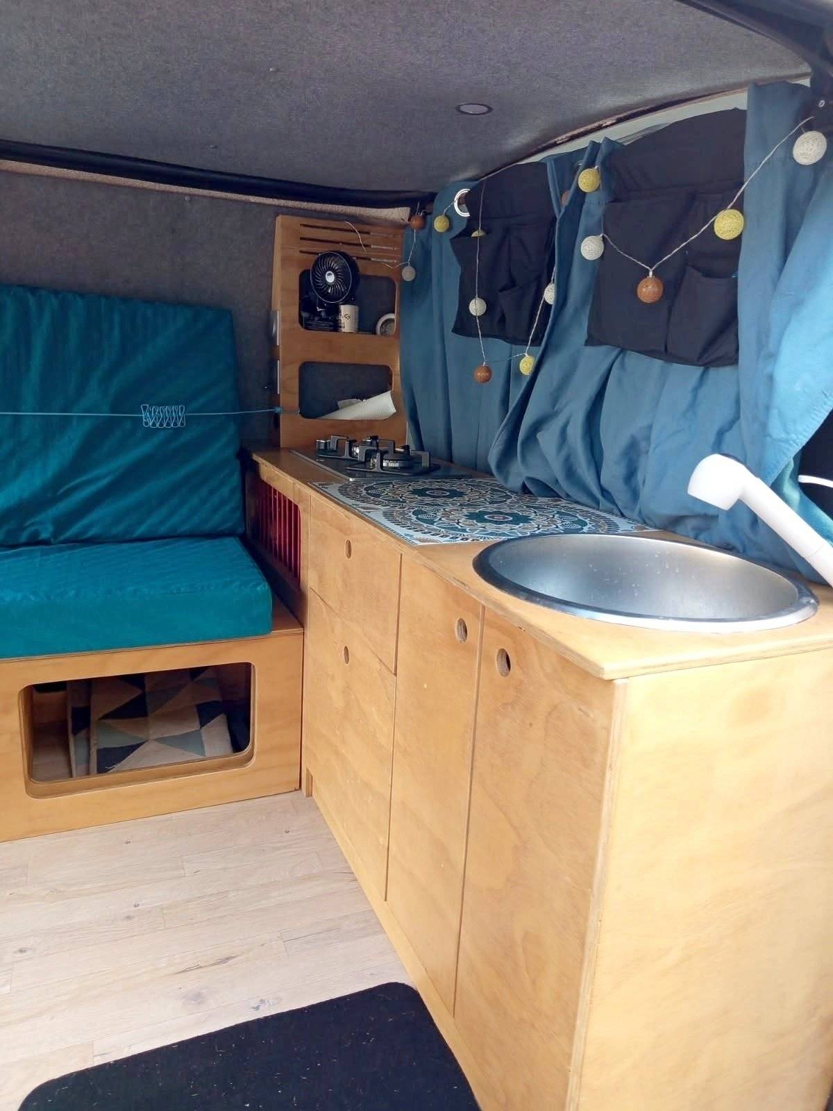 Eethoek Ford Ford Transit Custom - Yescapa