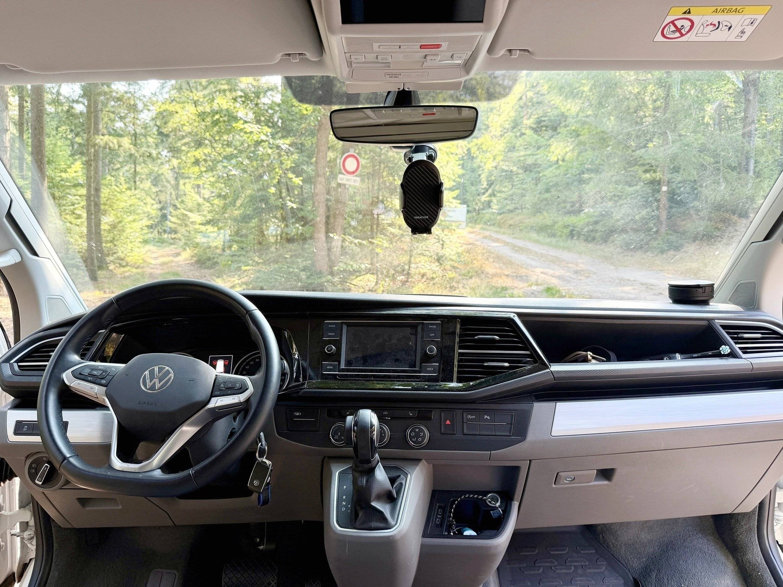 Volkswagen T6 California Coast