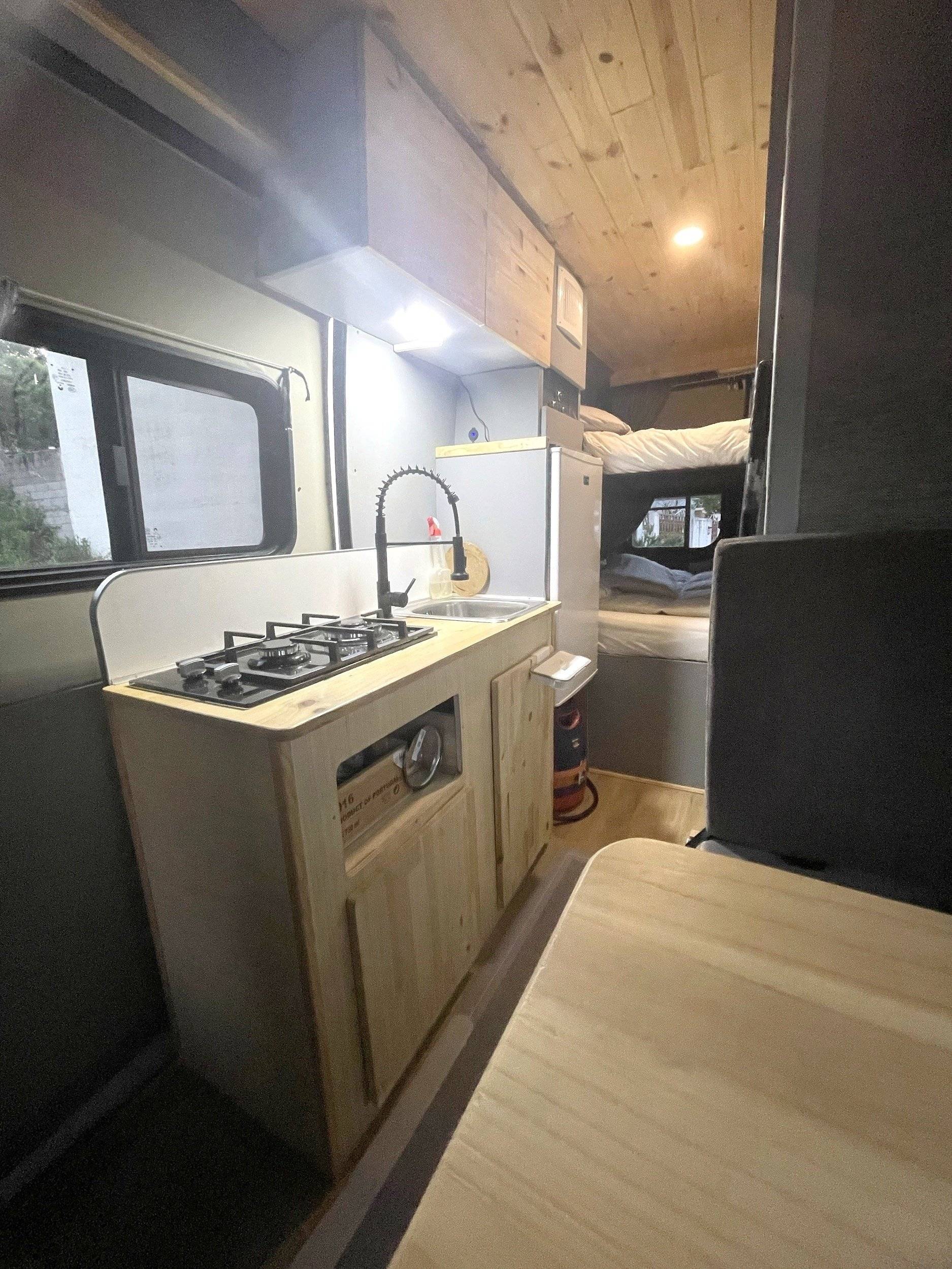 Kochnische Peugeot PEUGEOT BOXER L3H2 - Yescapa
