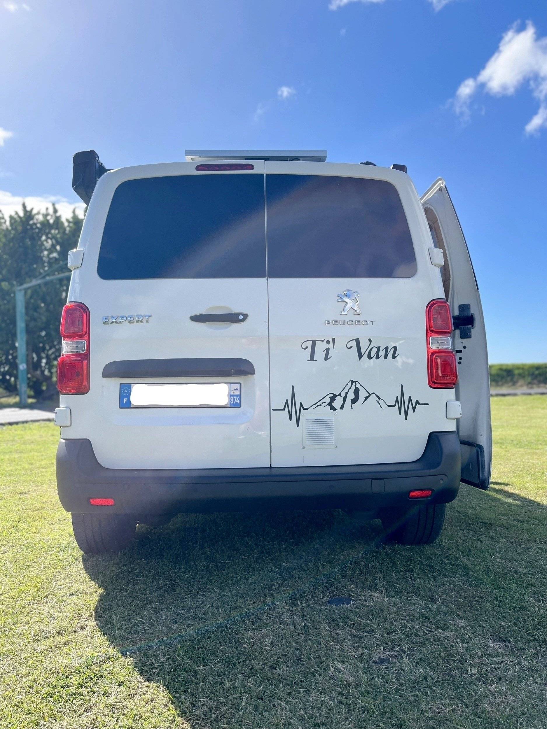 Alpes Camping-Car peugeot expert 