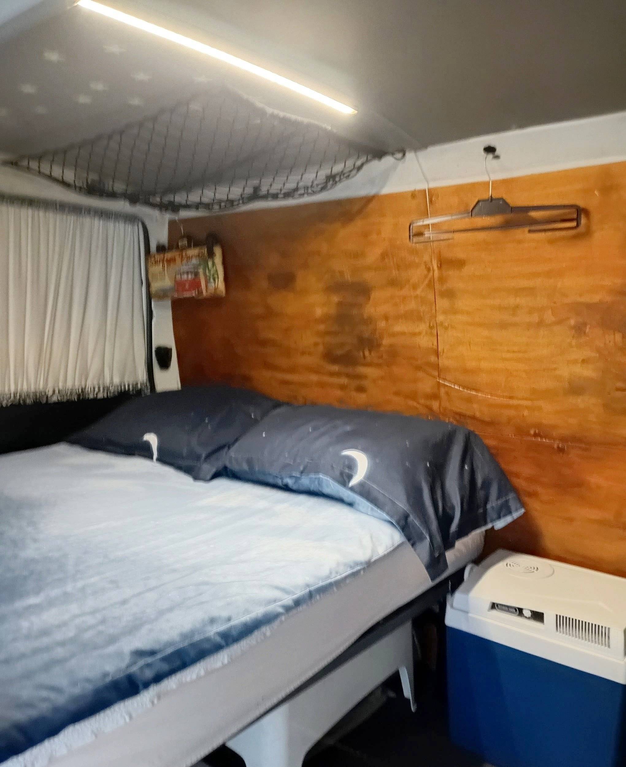 Berth Volkswagen Transporter T4 - Yescapa