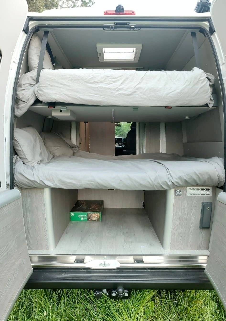 Berth Fiat Fiat Ducato 140 CV - Yescapa