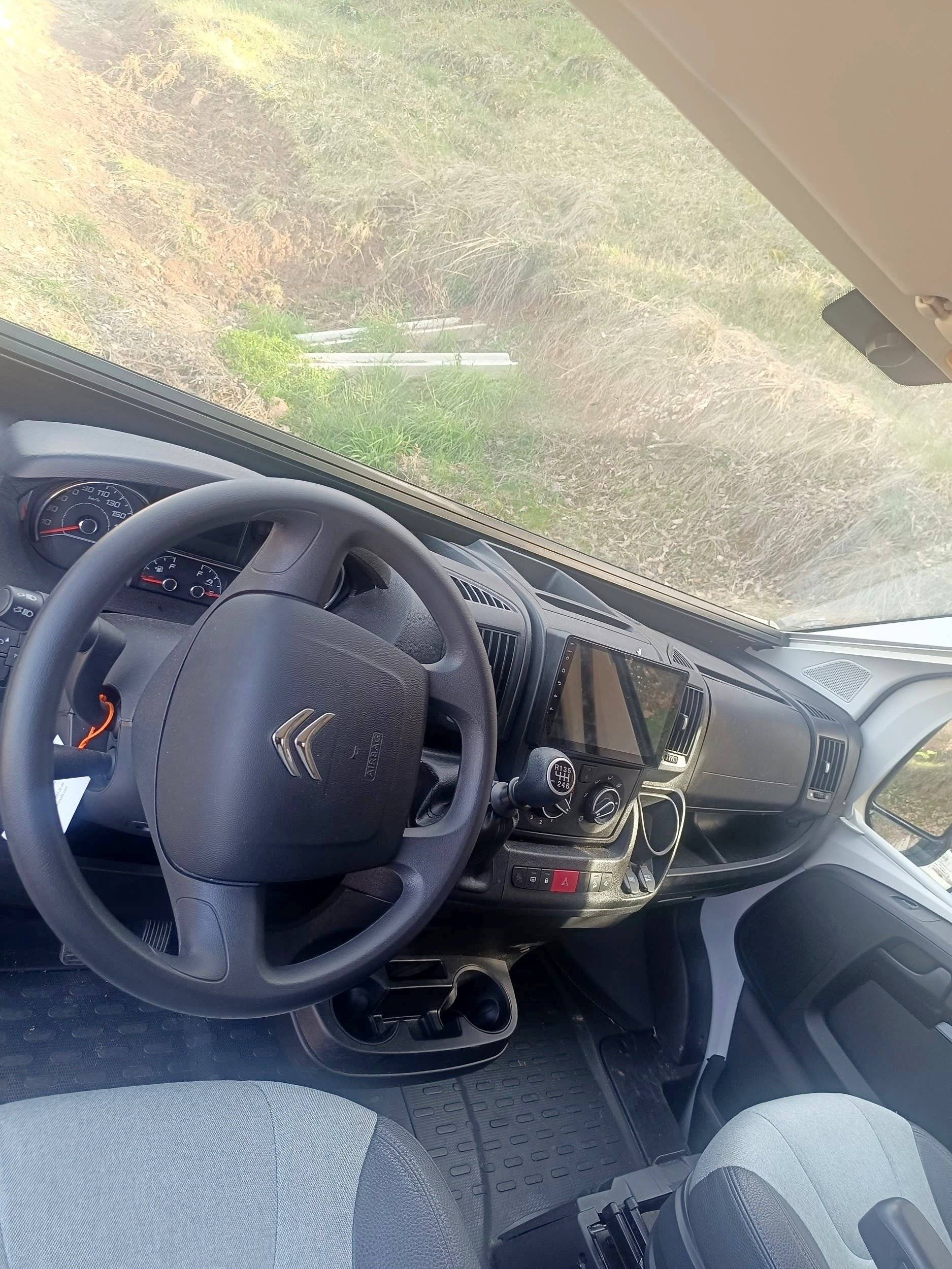 Adria SunLiving V60SP