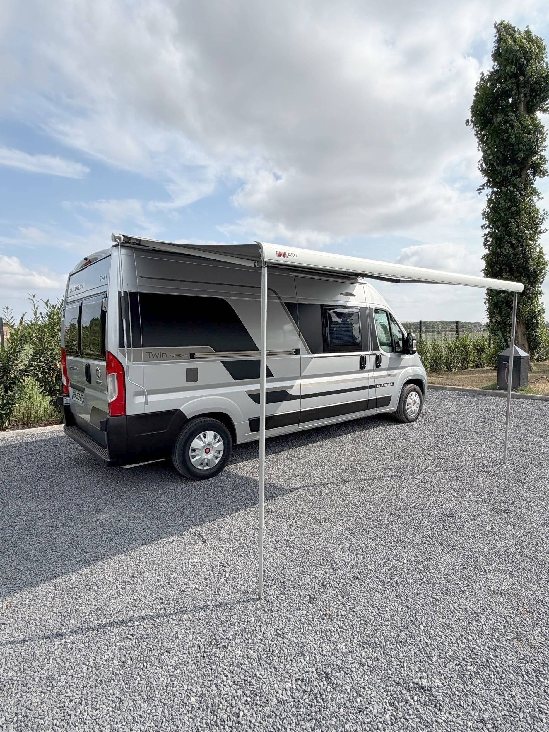 Adria Spb 600 twin supreme