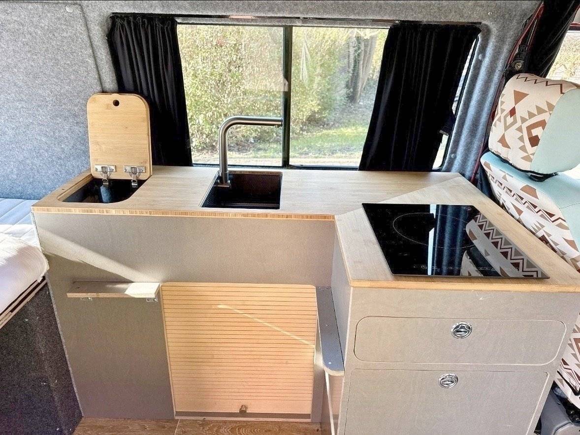 Camper Track Van