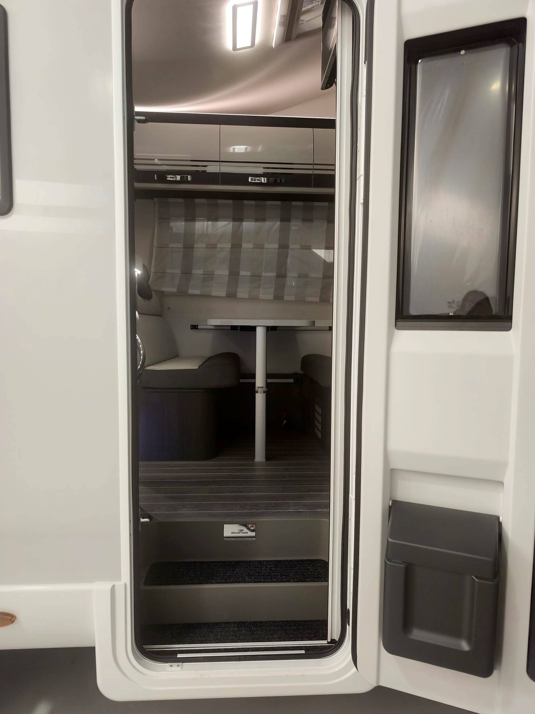 Roller Team FORD WERKE GMBH