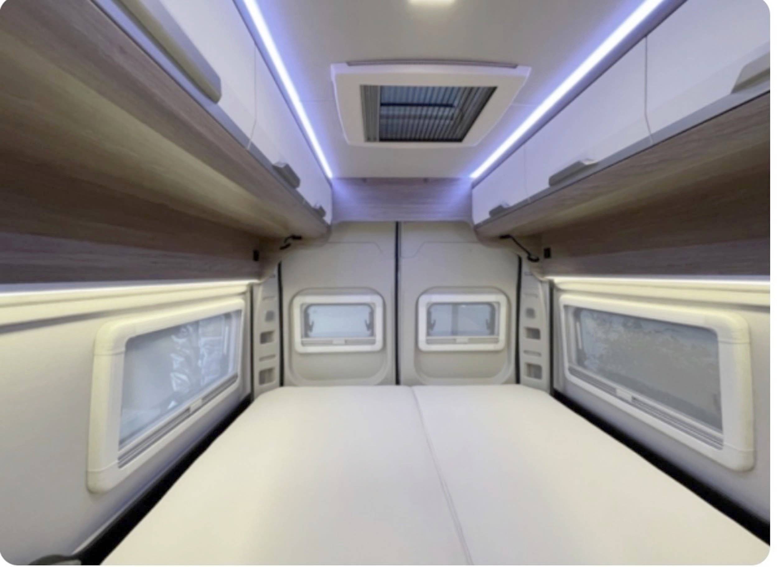 Couchages Fiat Ducato 2,3 l Multijet 140 - Yescapa