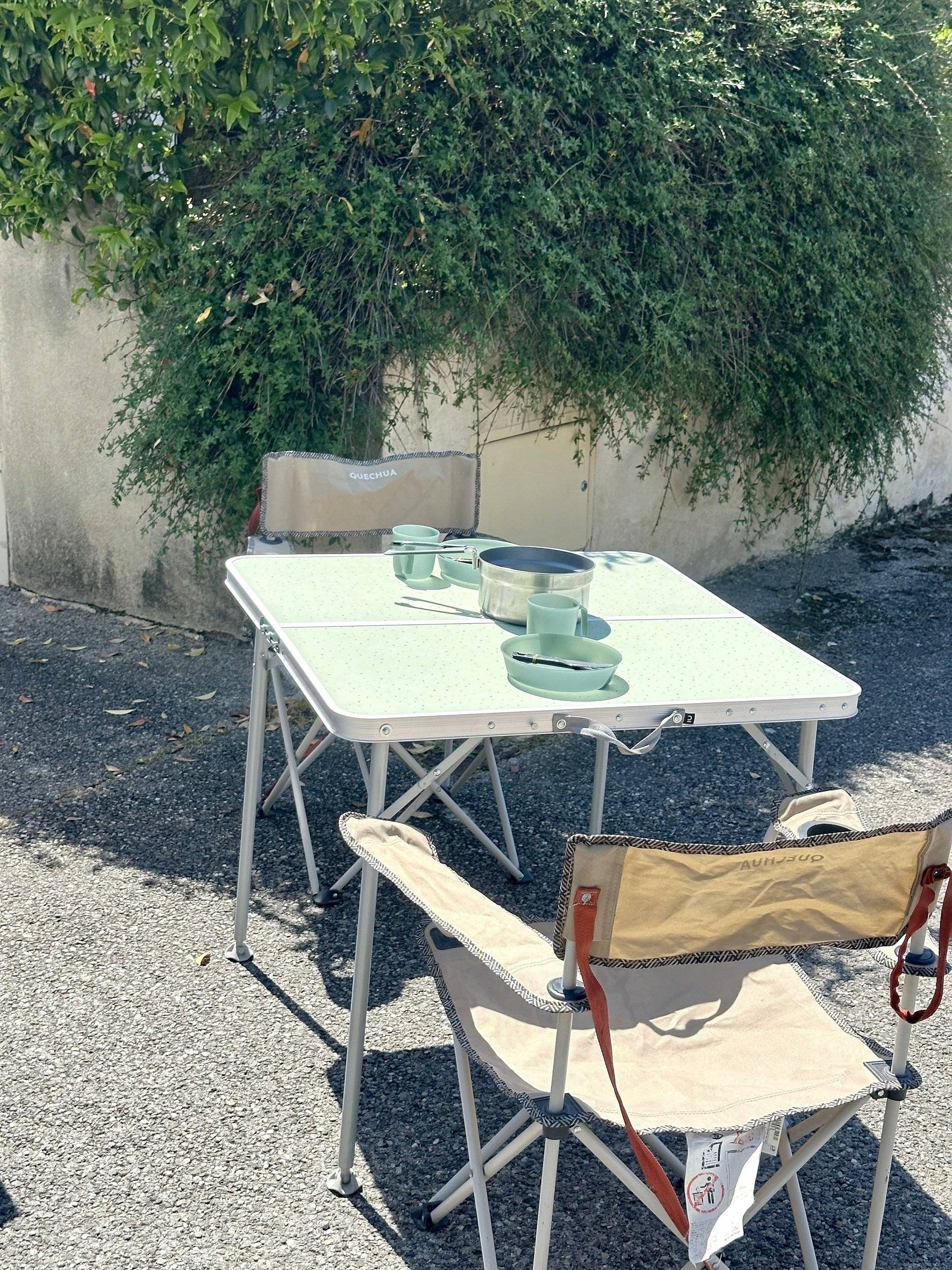 Dining Area Renault 4L - Yescapa