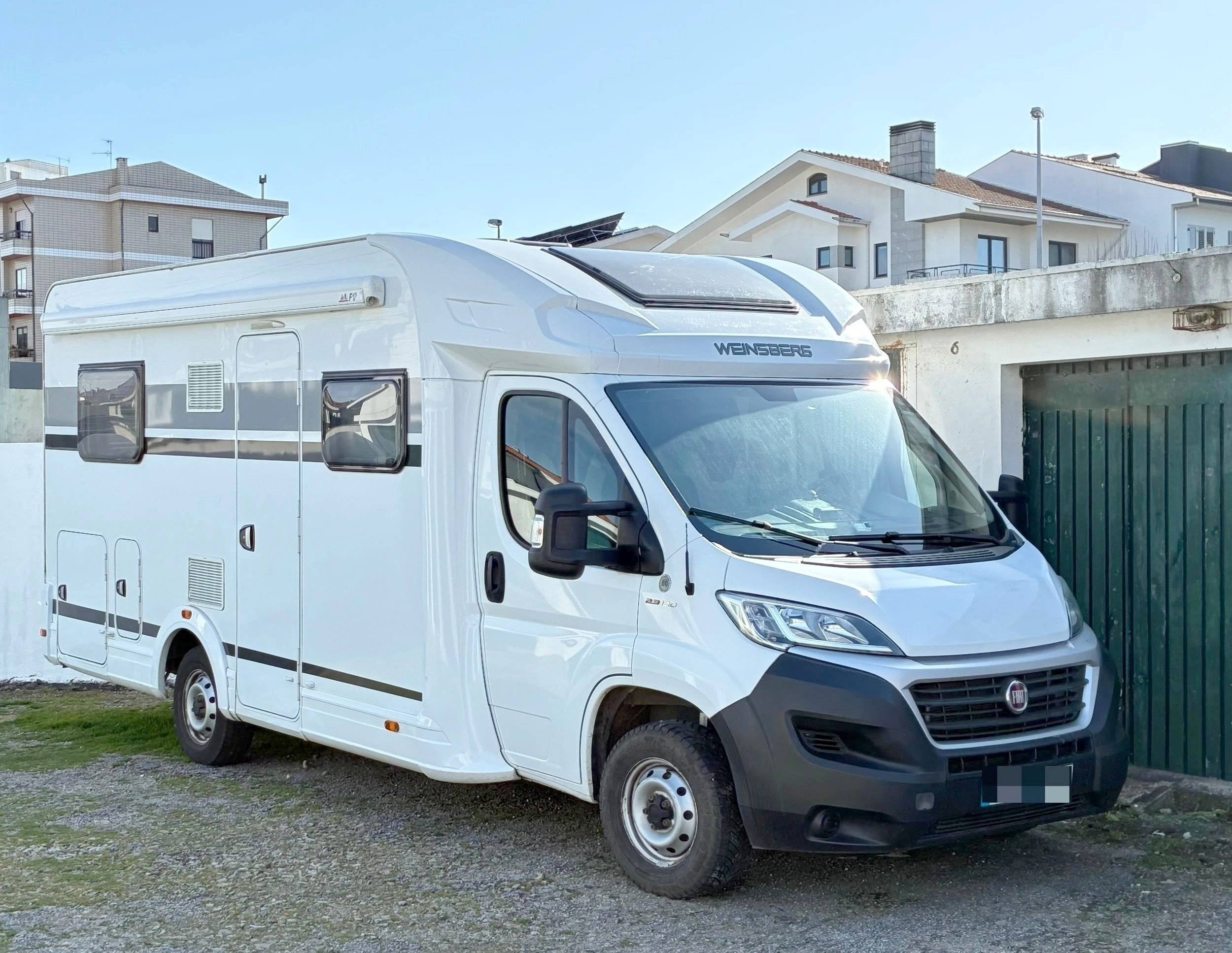 Weinsberg Carasuite 650