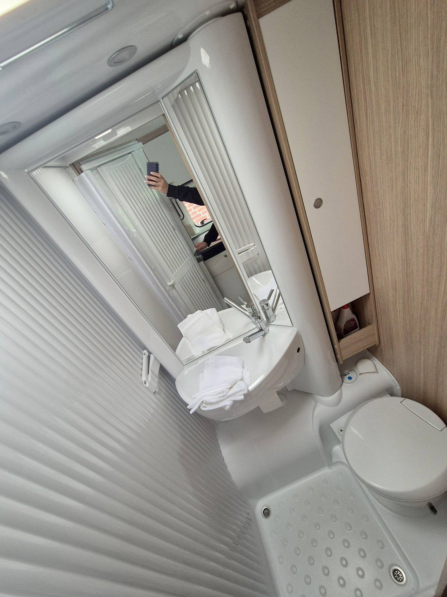 Sunlight Sunlight V60