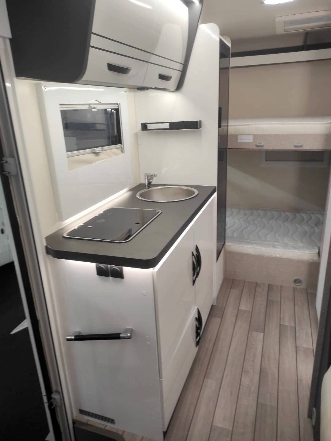 Angolo cucina Citroën 2.2L 140CV - Yescapa