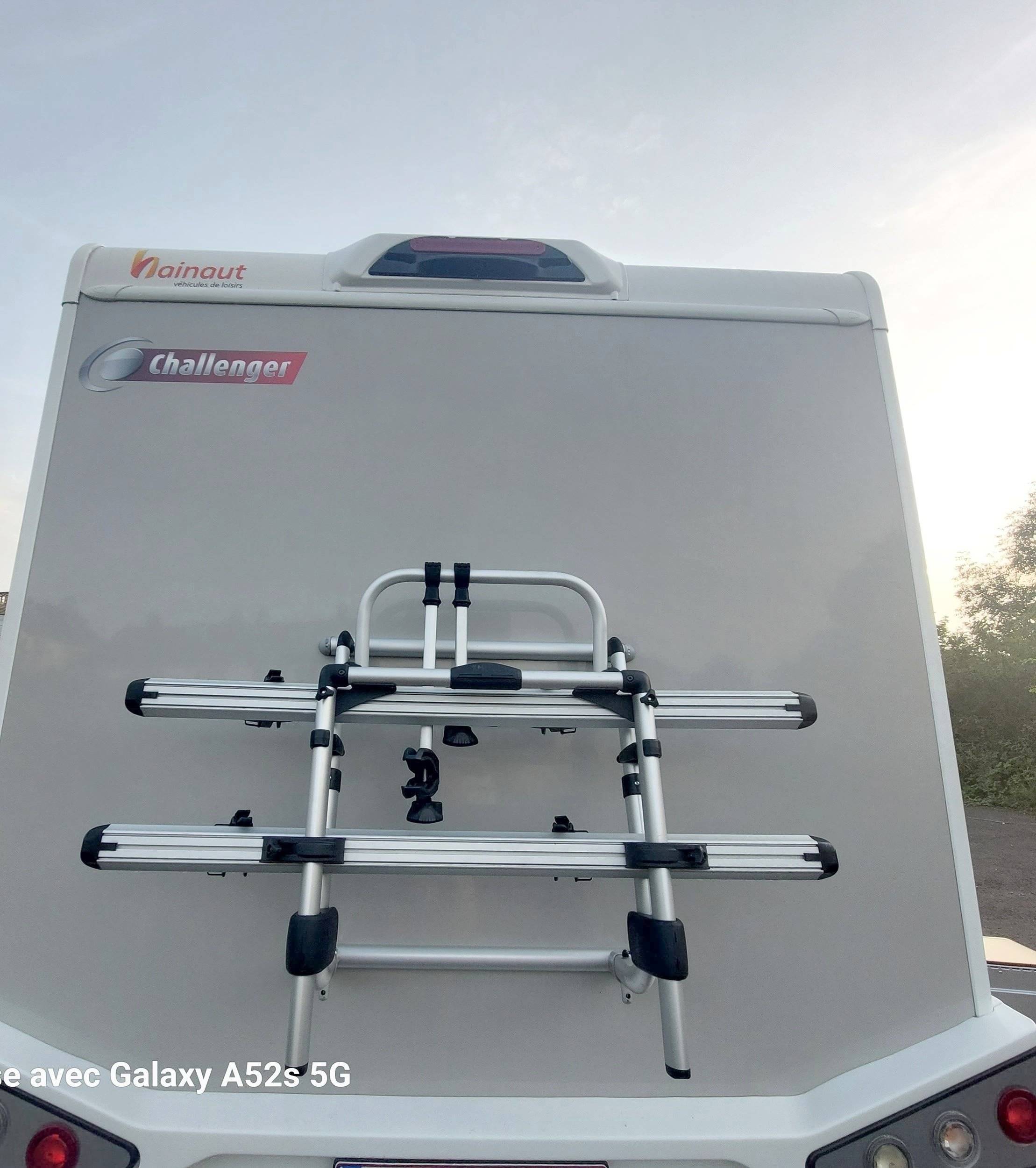 Challenger graphite VIP Edition