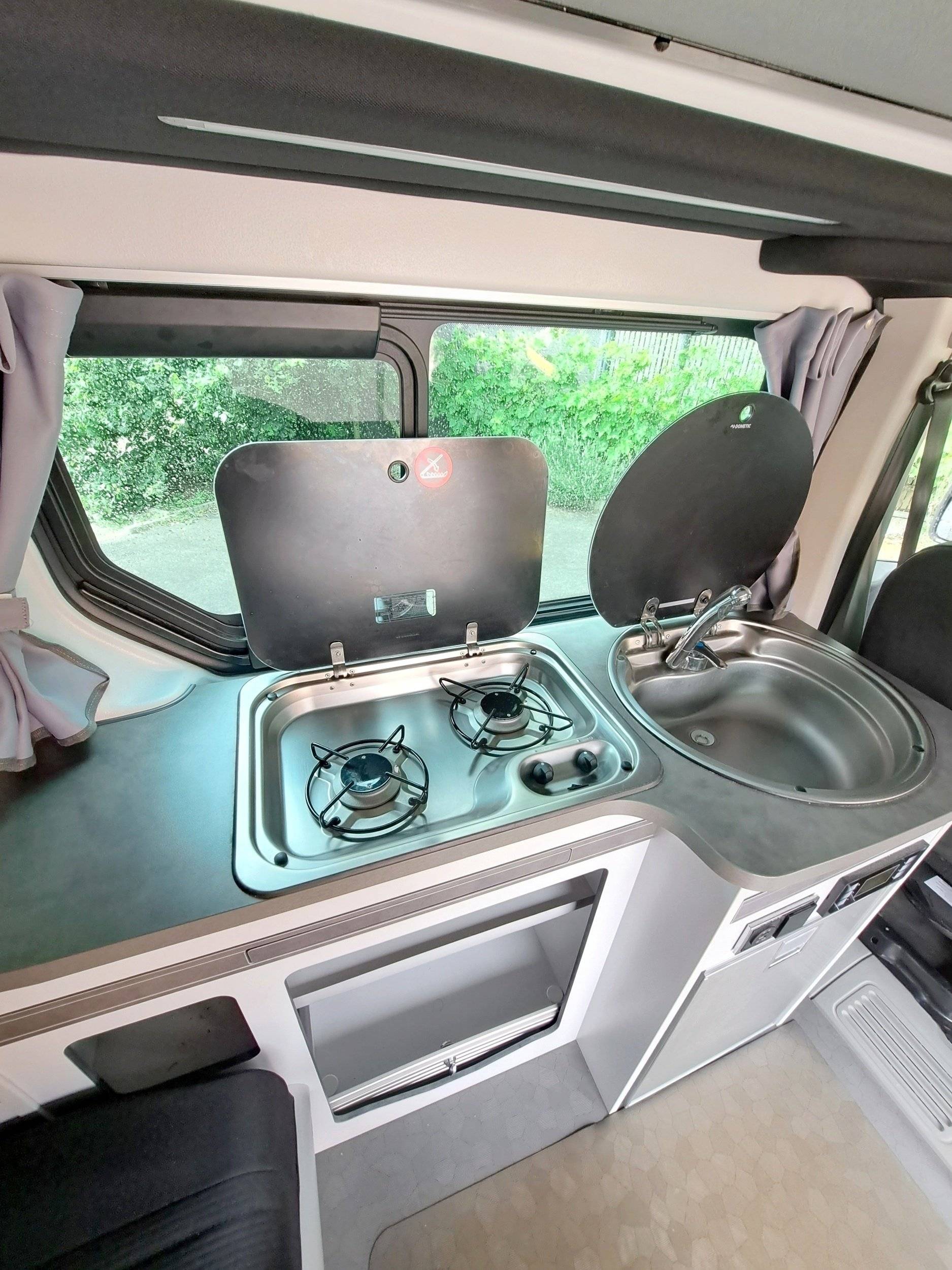 Coin repas Renault Renault Trafic - Yescapa