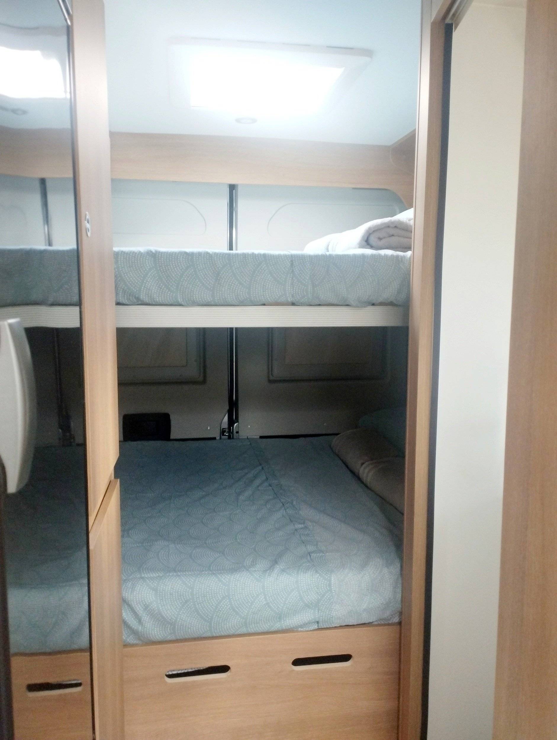 Berth Peugeot Peugeot boxer - Yescapa