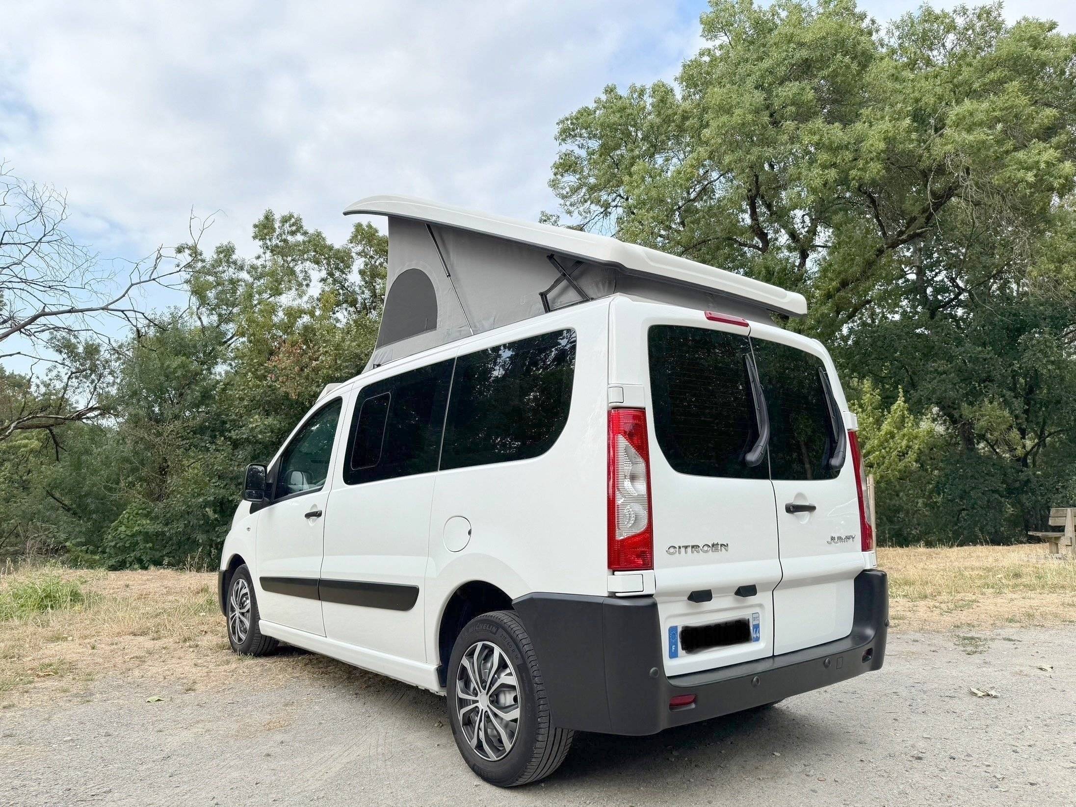 Combeing Combeing full