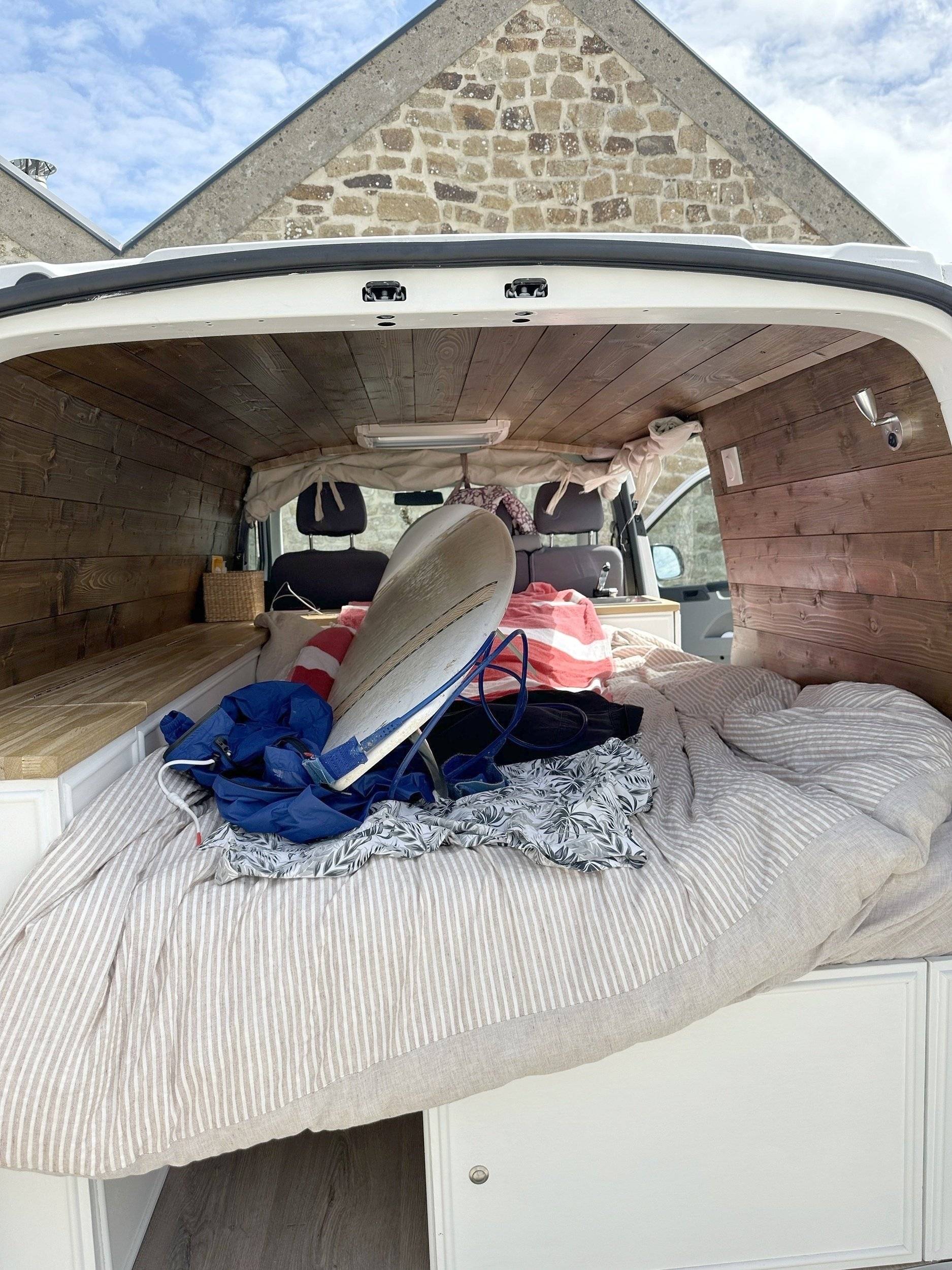 Volkswagen T5 2,0 l 102 ch