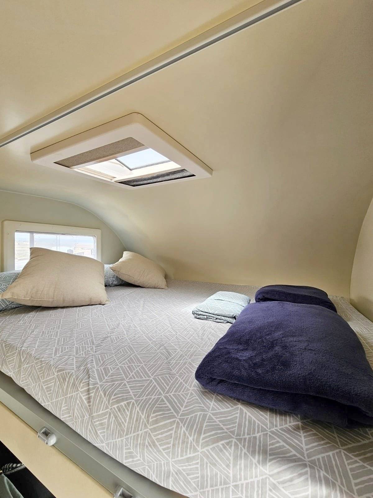 Berth Fiat Enaire - Yescapa