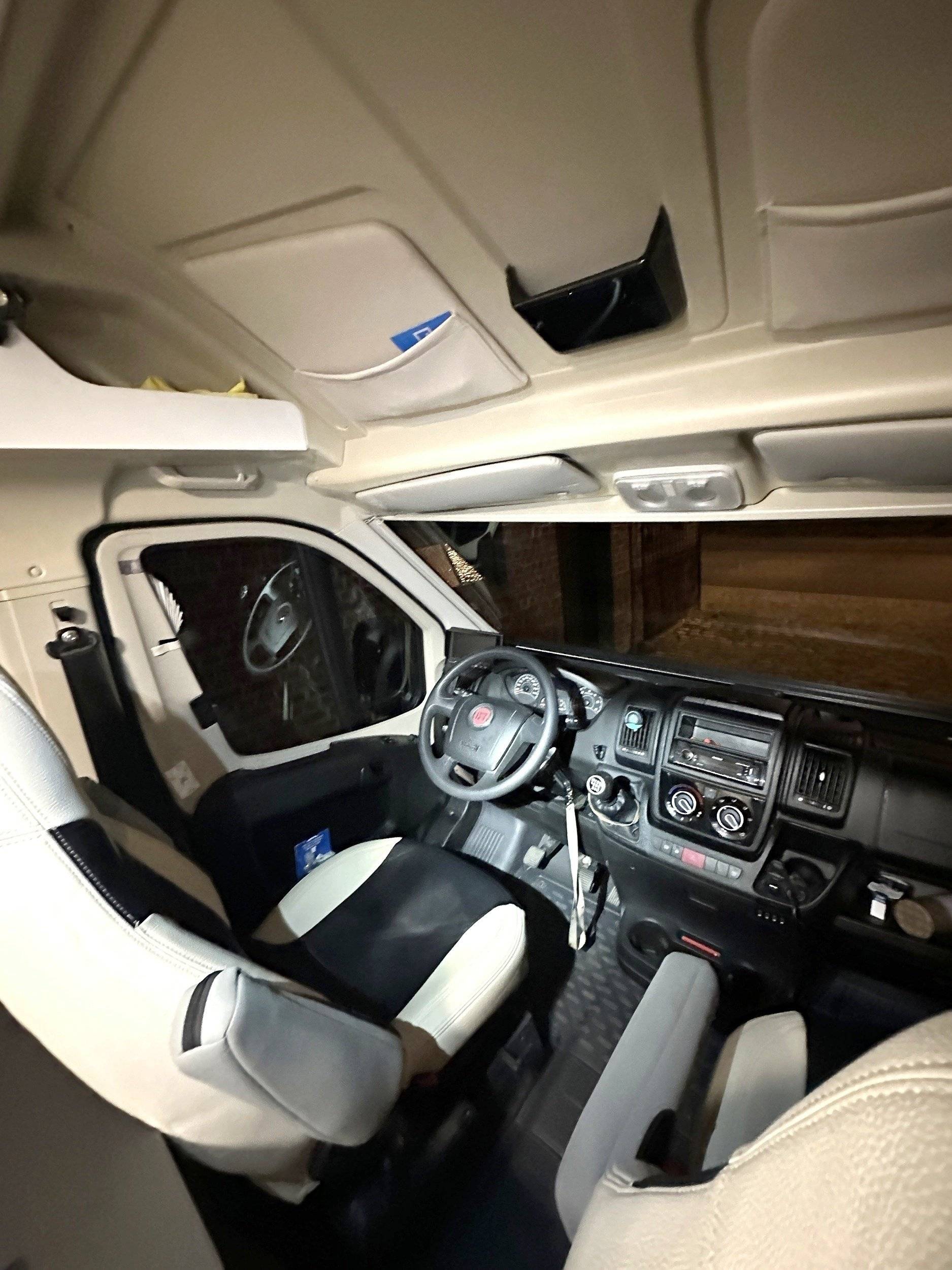 Urbano Livingstone K2