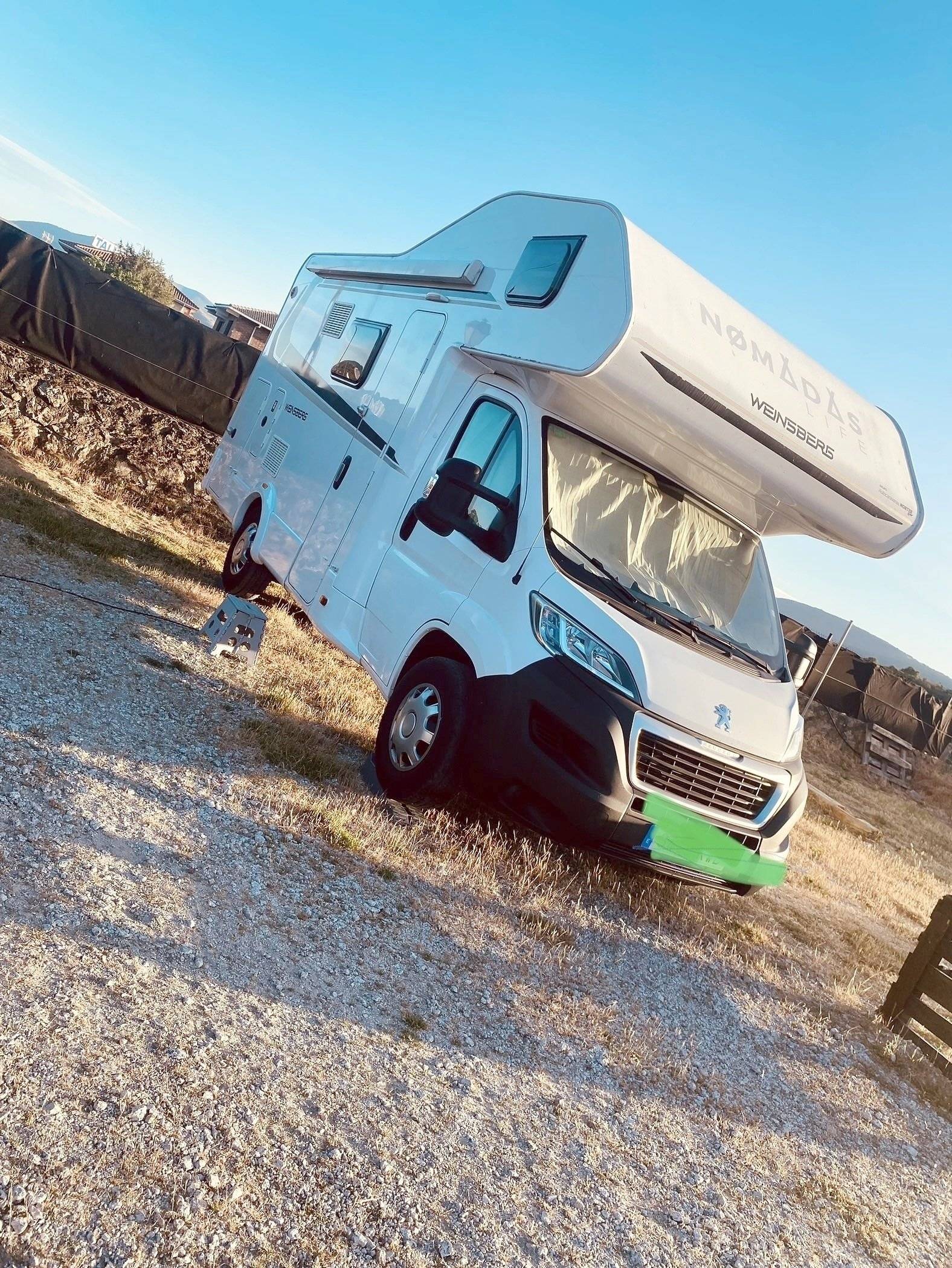 Weinsberg Carahome 600 DKG