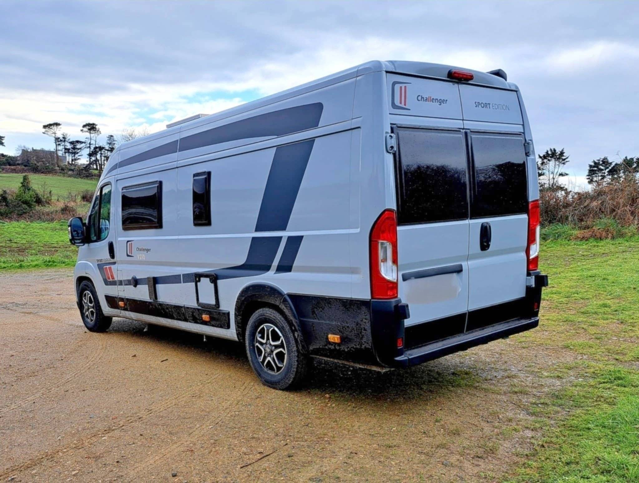 Challenger challenger V210 sport edition