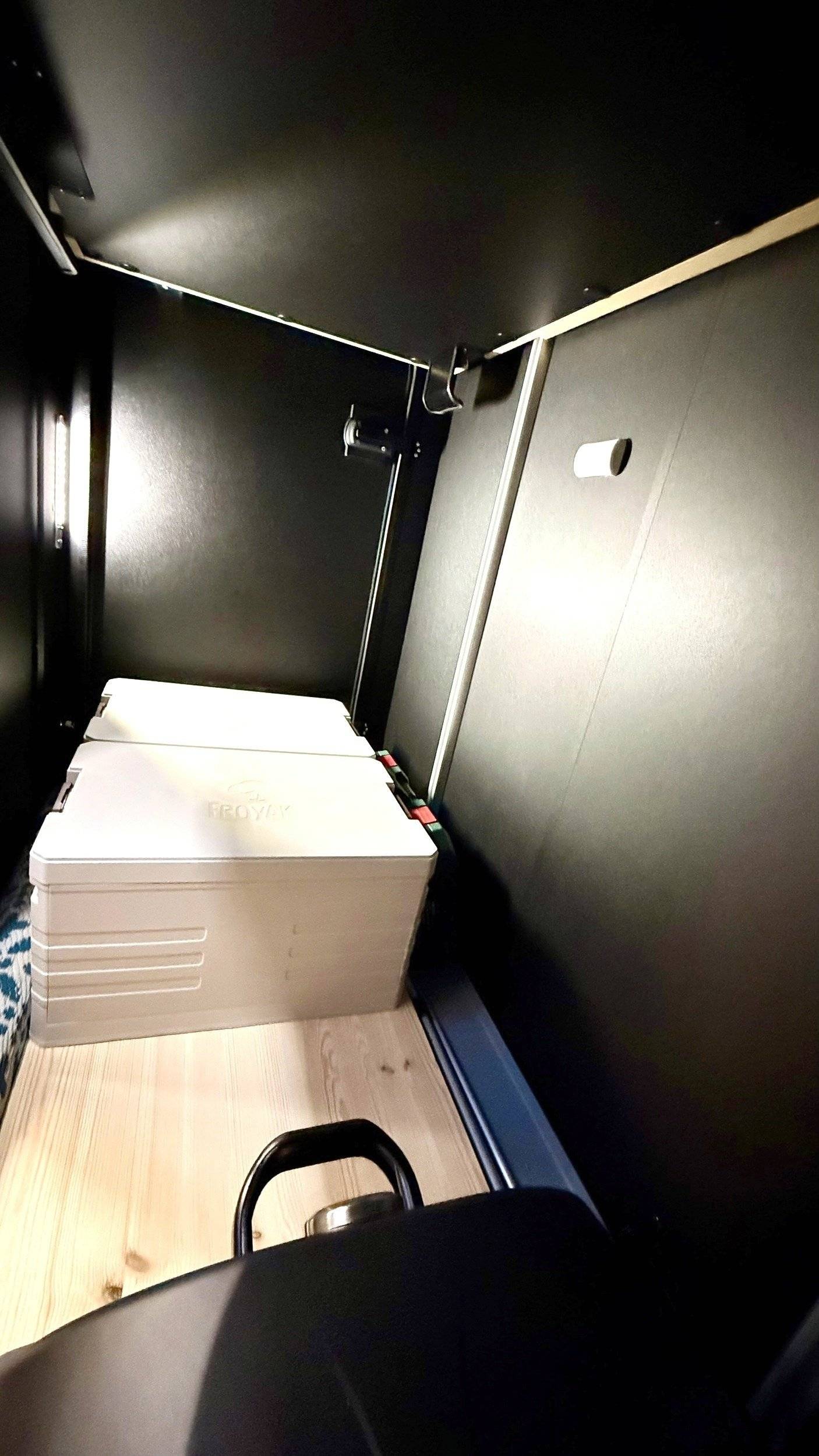 Challenger Challenger 250 Open Edition