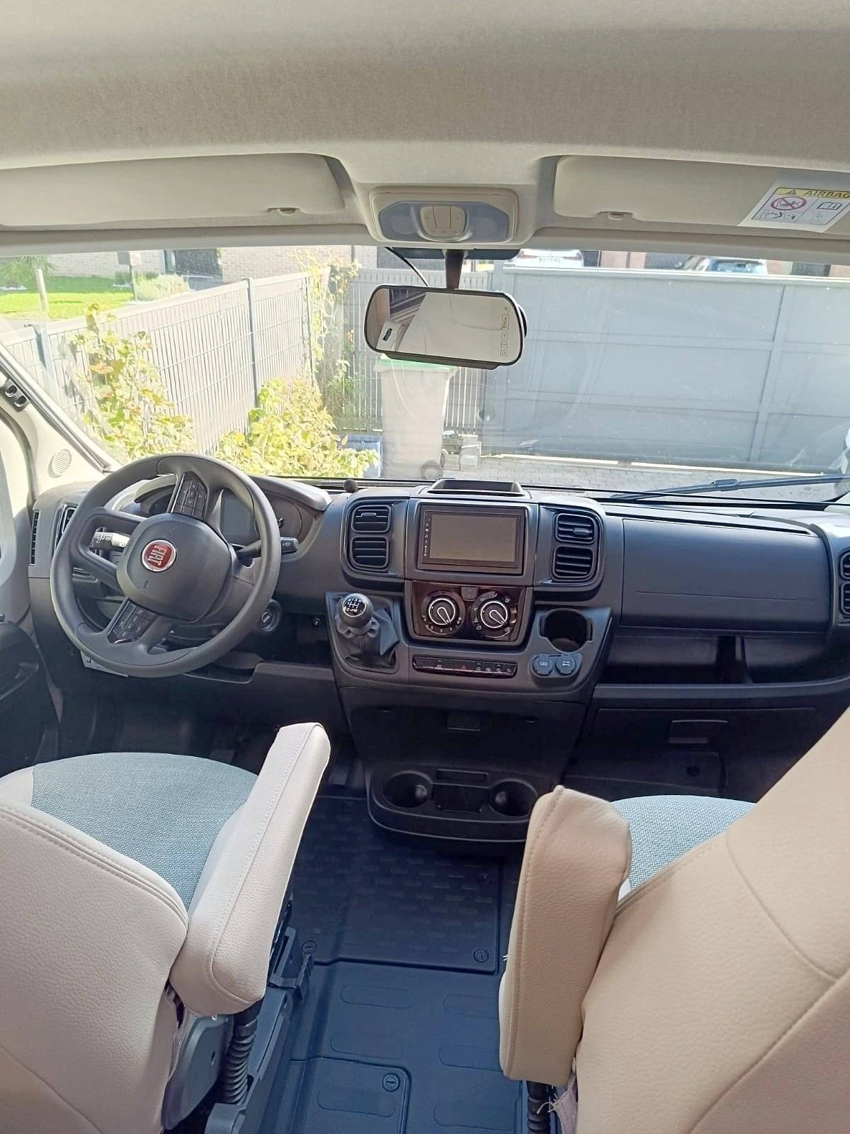 Font Vendôme font vendôme leader camp