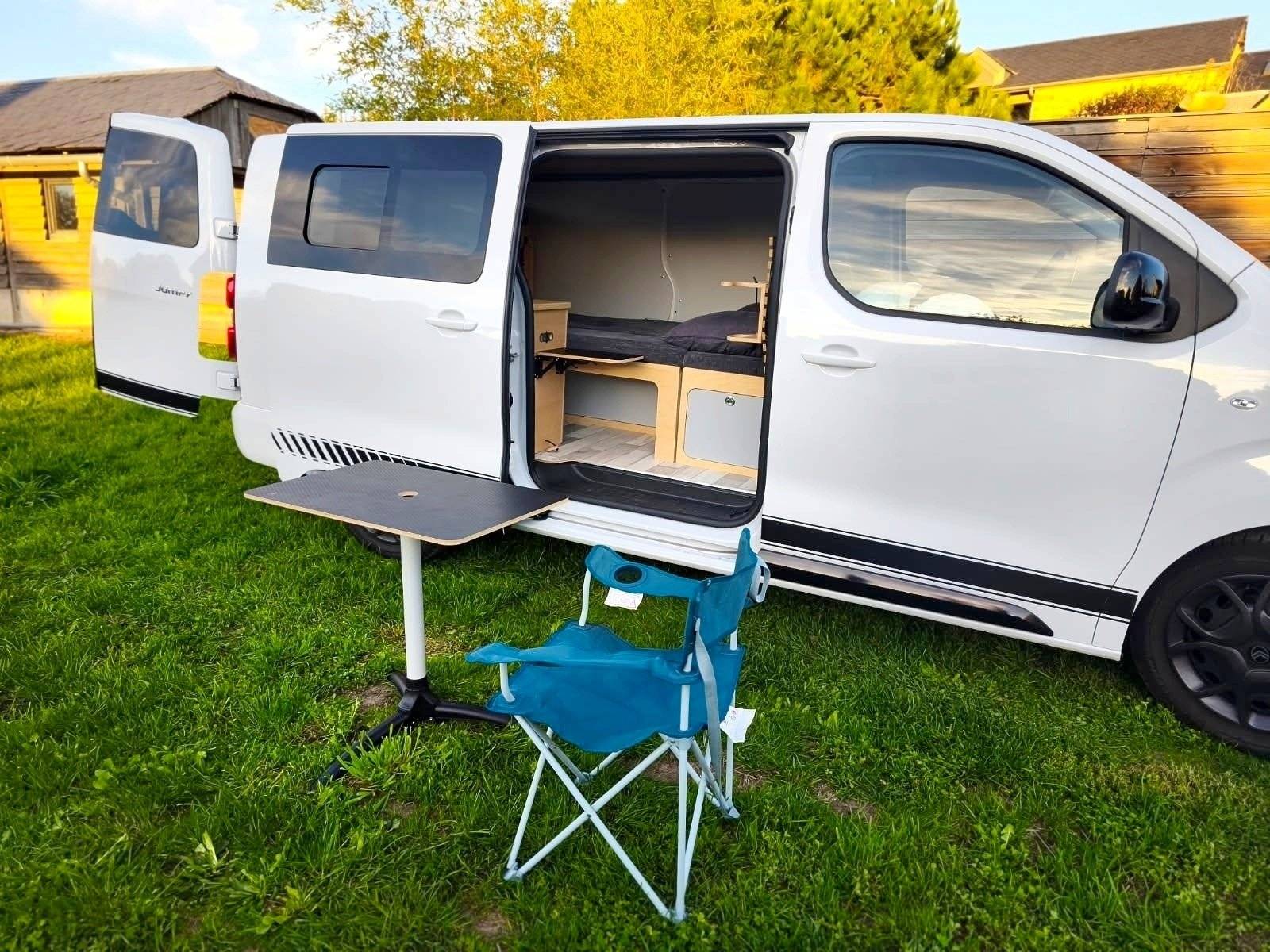 Loisirs 12 Jumpy 2l 180cv bte auto