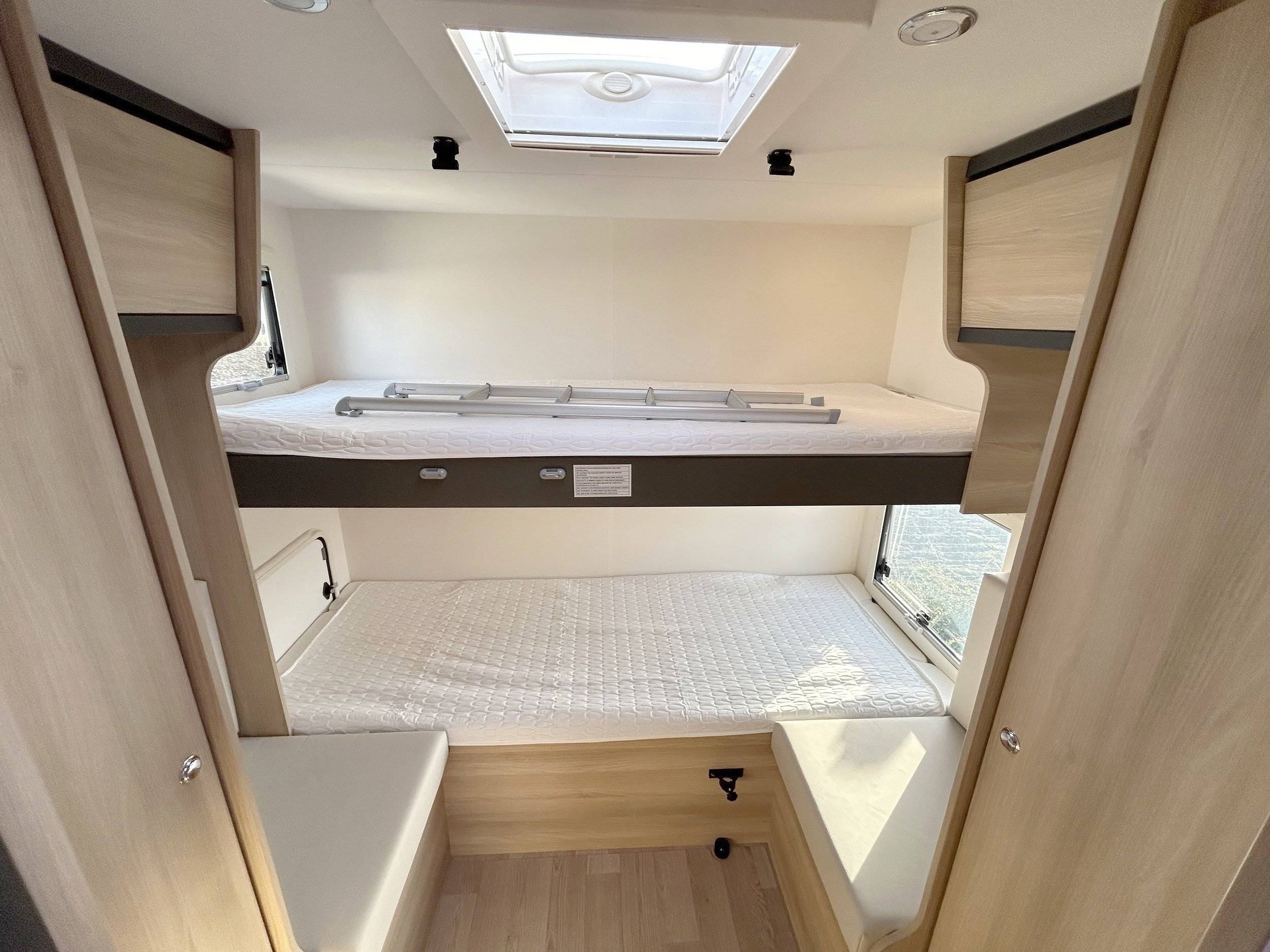Schlafplätze Fiat Ducato 2,3 l Multijet 130 ch. - Yescapa