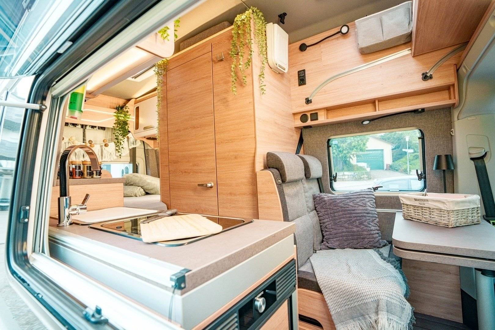 Eethoek Volkswagen Volkswagen Grand California - Yescapa