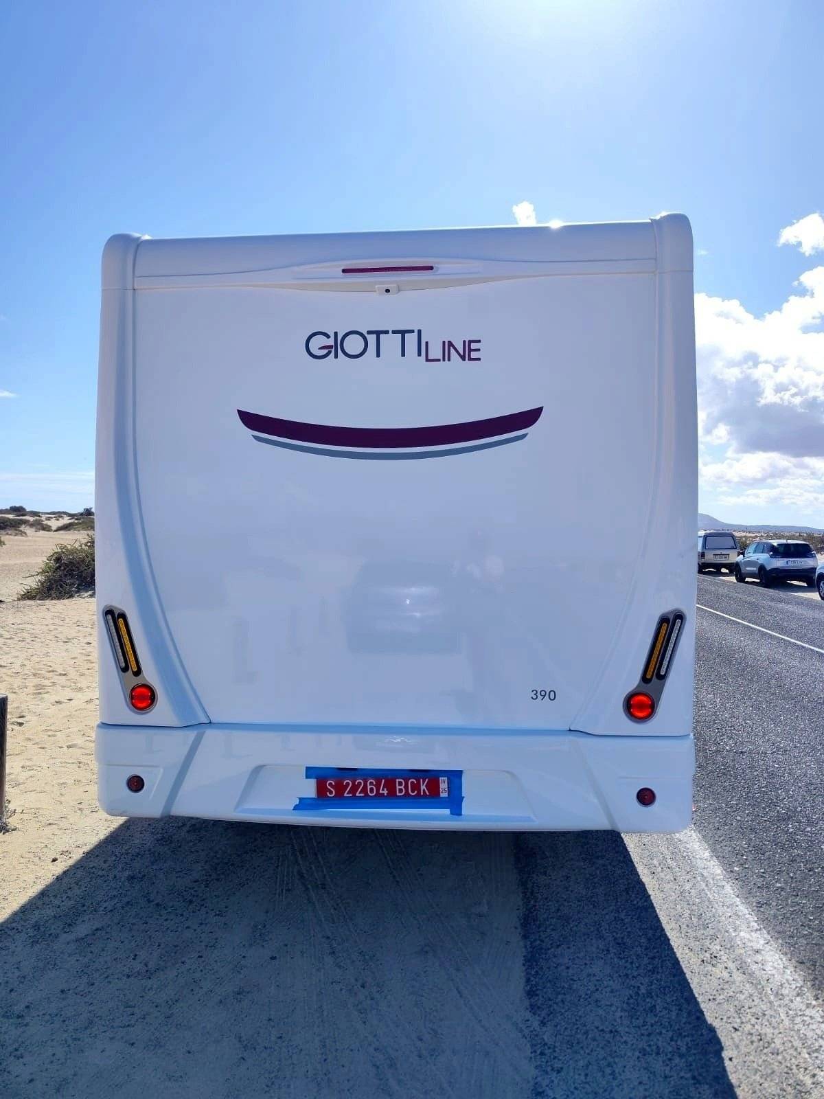 Giottiline SIENA 390 CAMA ISLA PERFILADA 5 PLAZAS Nº 4