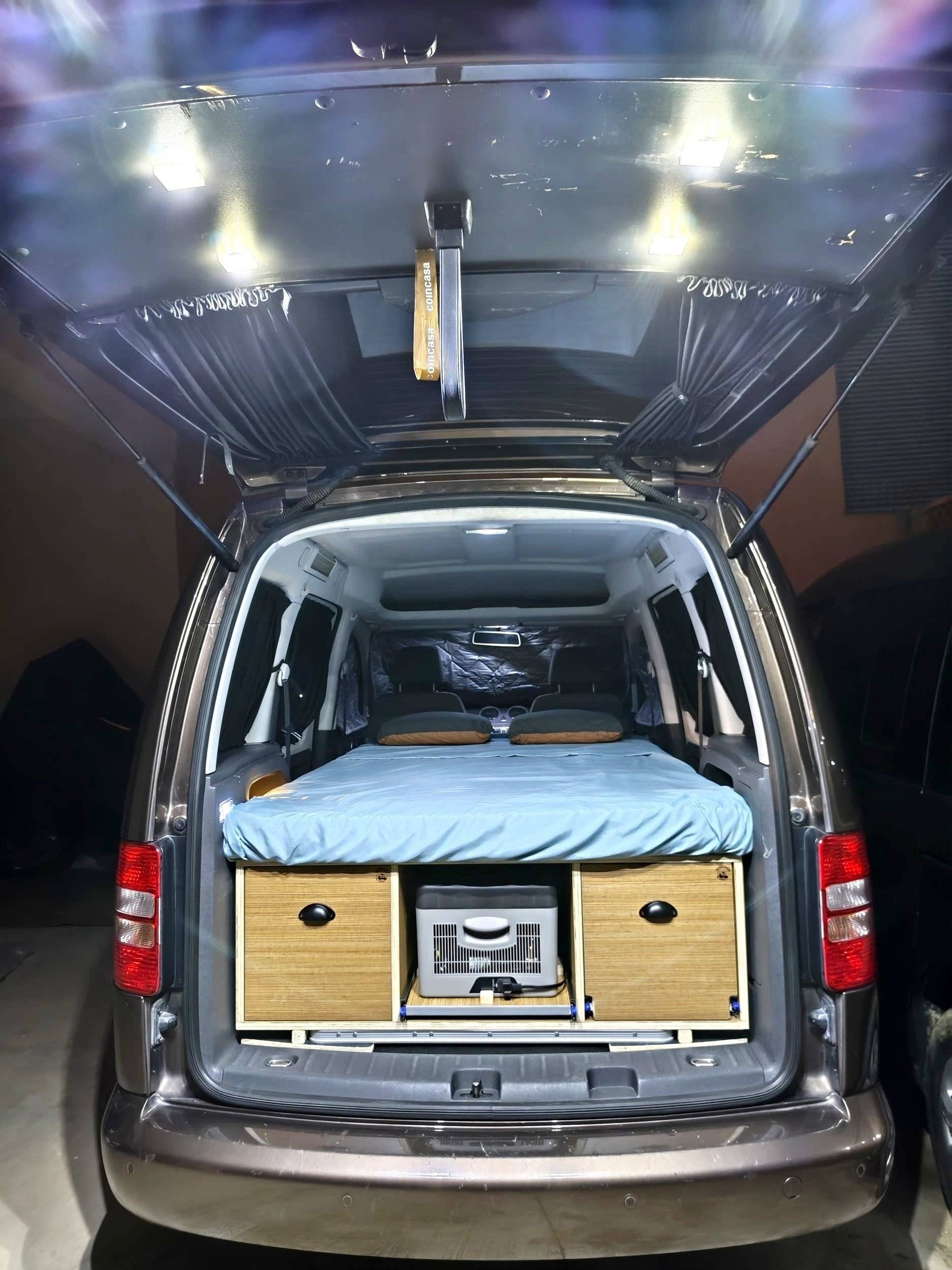 Volkswagen Caddy 1,6 l 75ch