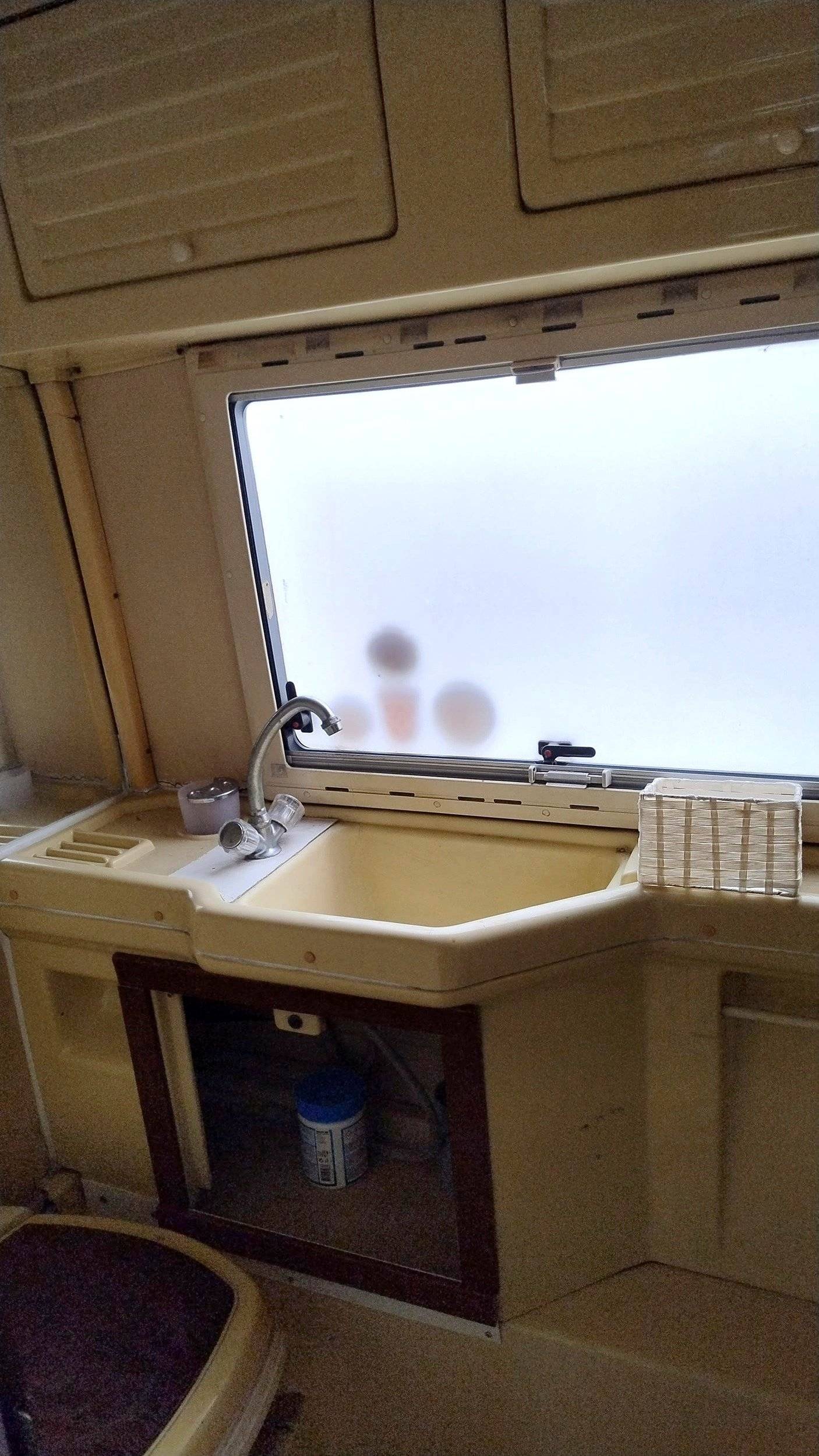 Badkamer/Toilet Ford FORD TRANSIT - Yescapa