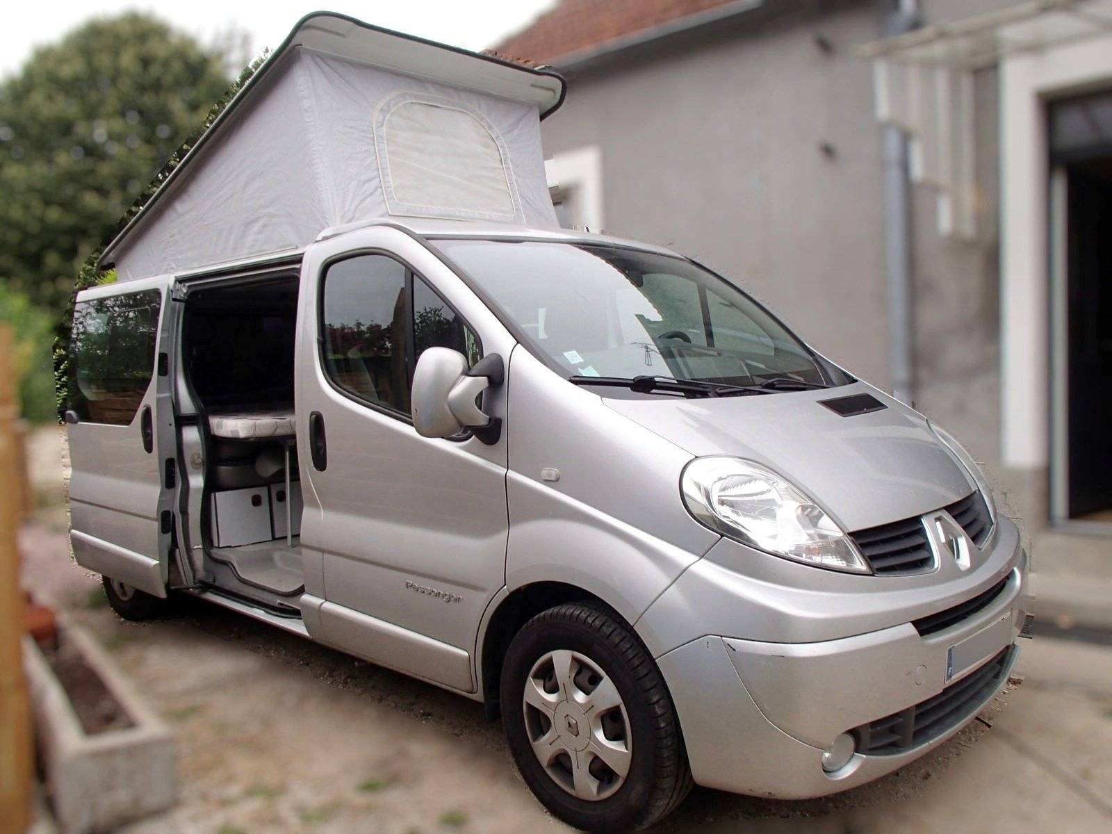 Caraben's Trafic II L2H1 2,5 dci l 145 ch