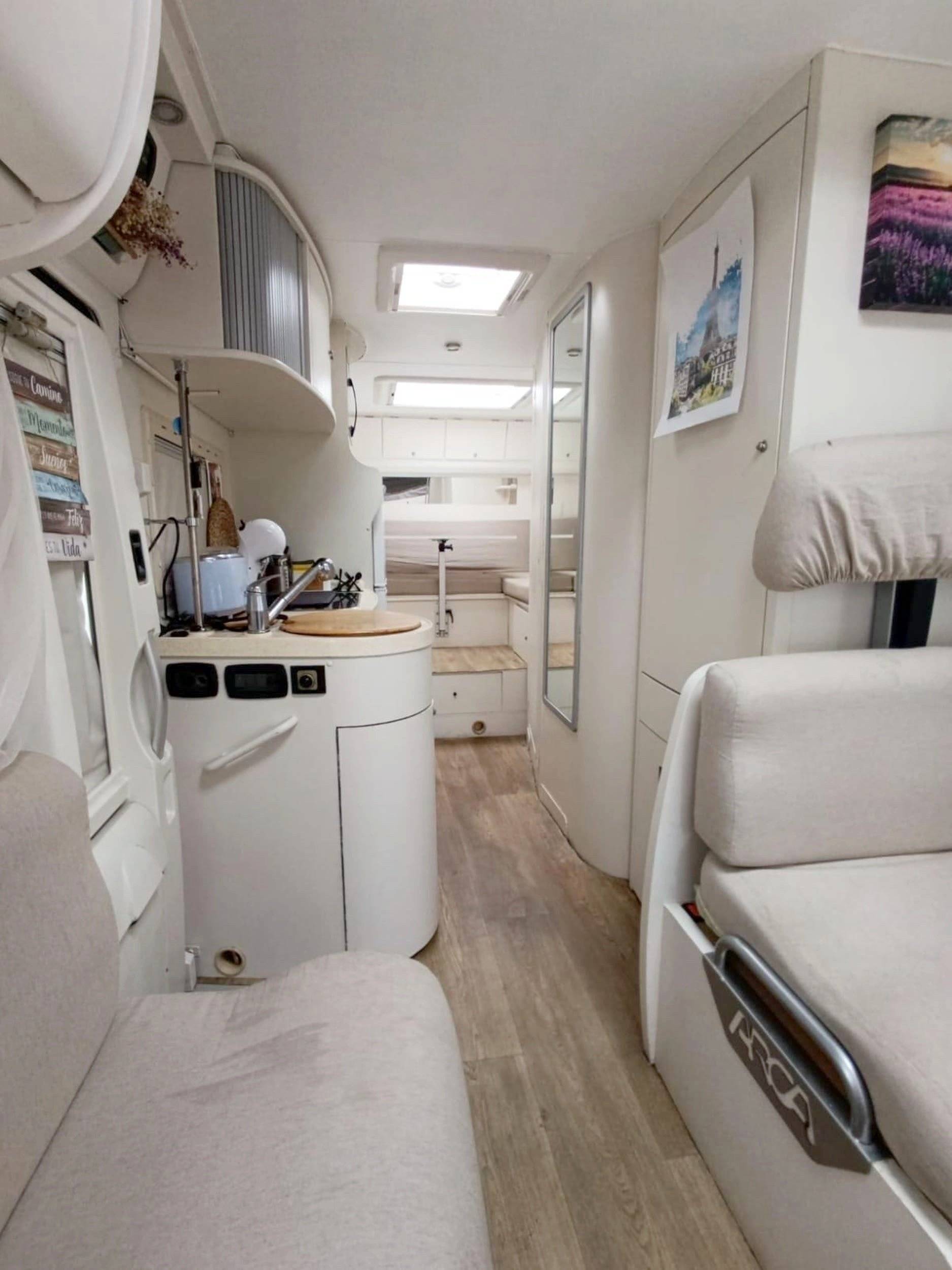 Coachbuilt RV 