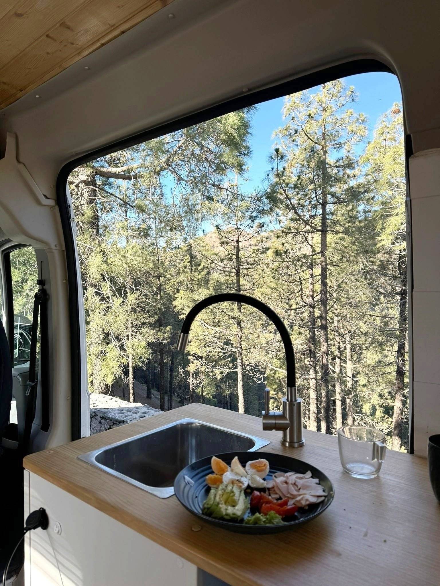 P.L.A. Citroën jumper