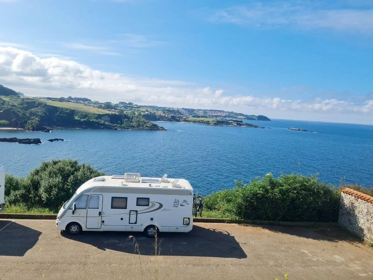 Bürstner Aviano I684